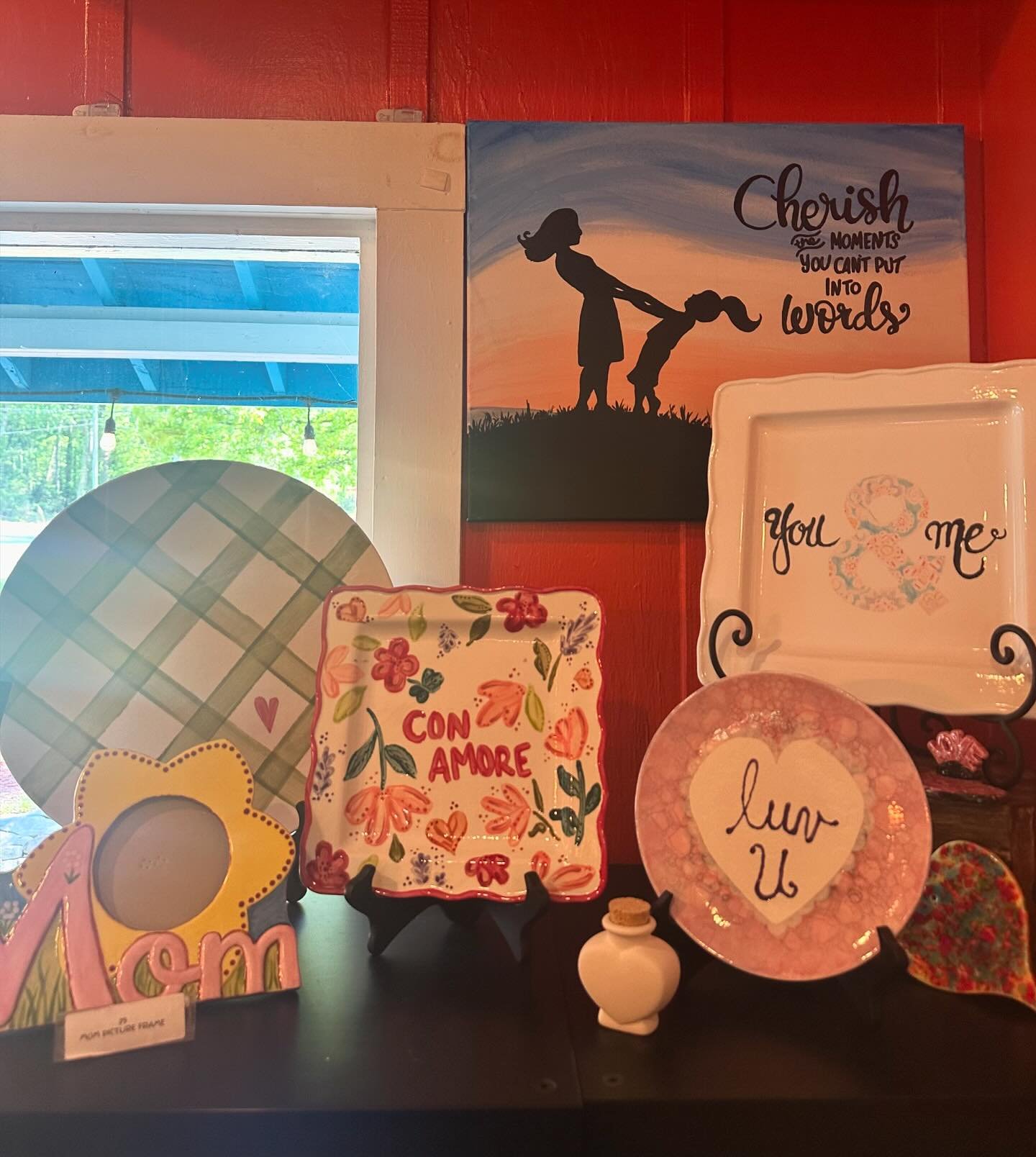 Another reminder to get your Mother&rsquo;s Day pieces done soon!! 

| family friendly art studio in Dawsonville, GA
| pottery,canvas, other arts and crafts 
| open Tue-Sat 12-7
| (706) 265-2738
| 31 Jack Heard Drive, Dawsonville, GA 30534
-
#pottery