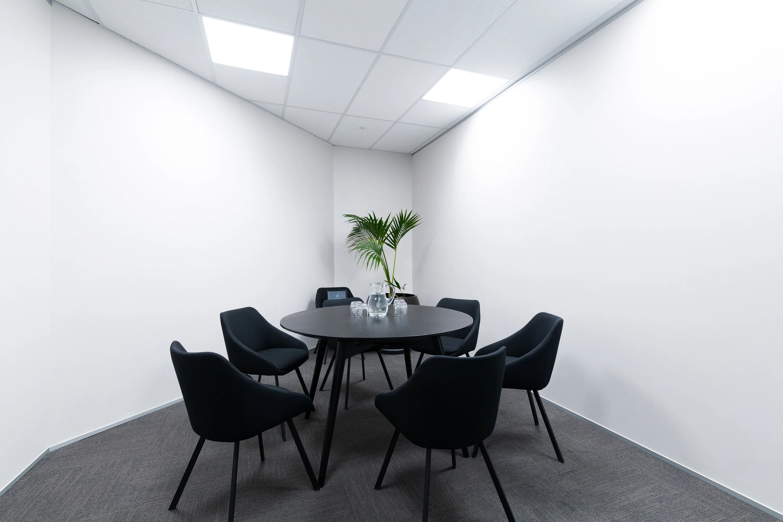Office Suites (2 of 25).jpg