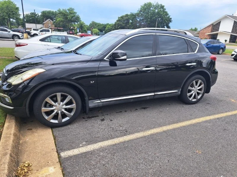 Infiniti 1.jpg