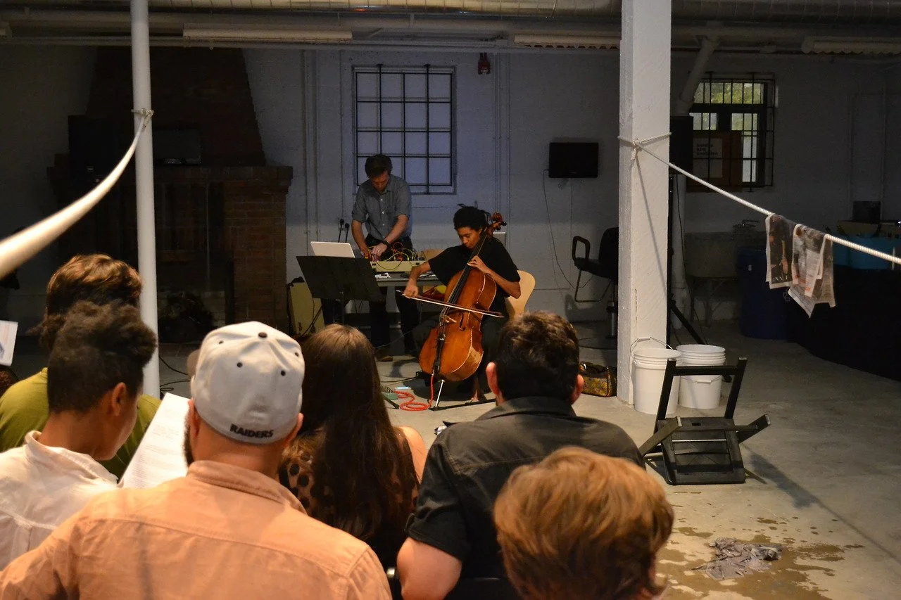 05 EE NTS Performance Tomeka.jpg