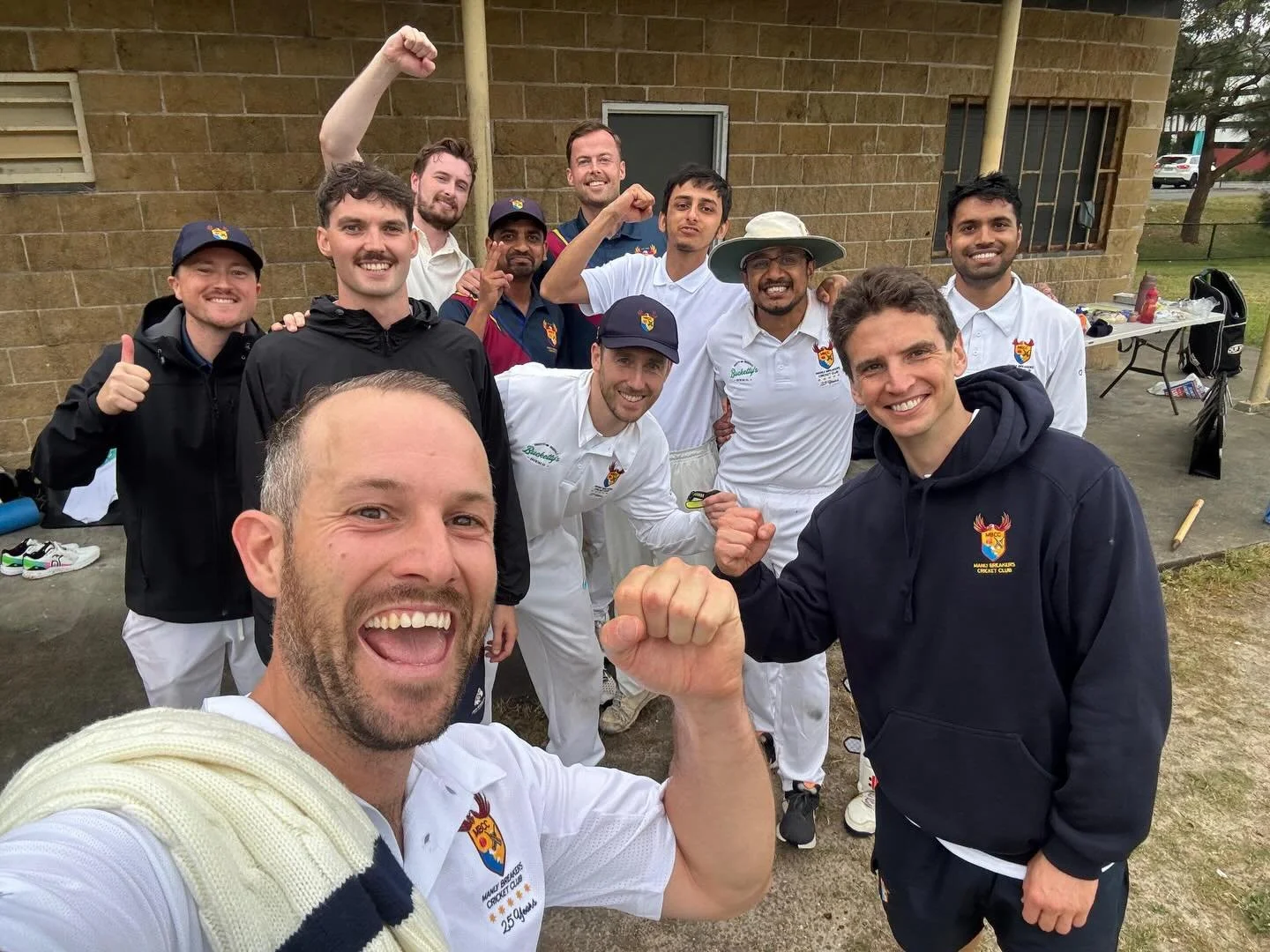 Match Day Round-up:

1st XI: The First XI continued their excellent start to the season with a comfortable win over First Grade strugglers Beacon Hill. Beacon Hill resumed their inning on Day Two 110/8 and were soon dismissed for 112. @cammcknightt a
