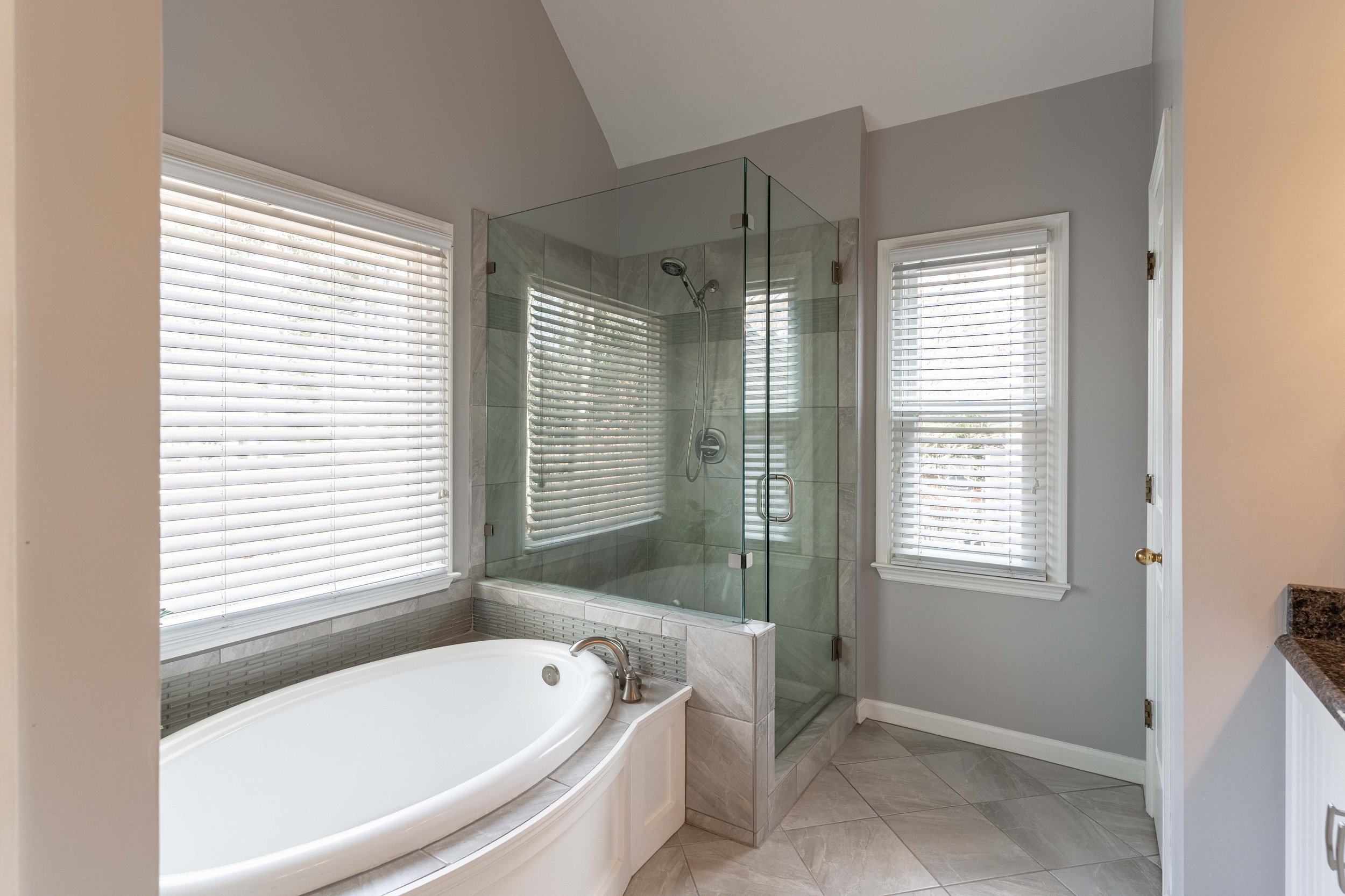 5335 Johns View-30.jpg