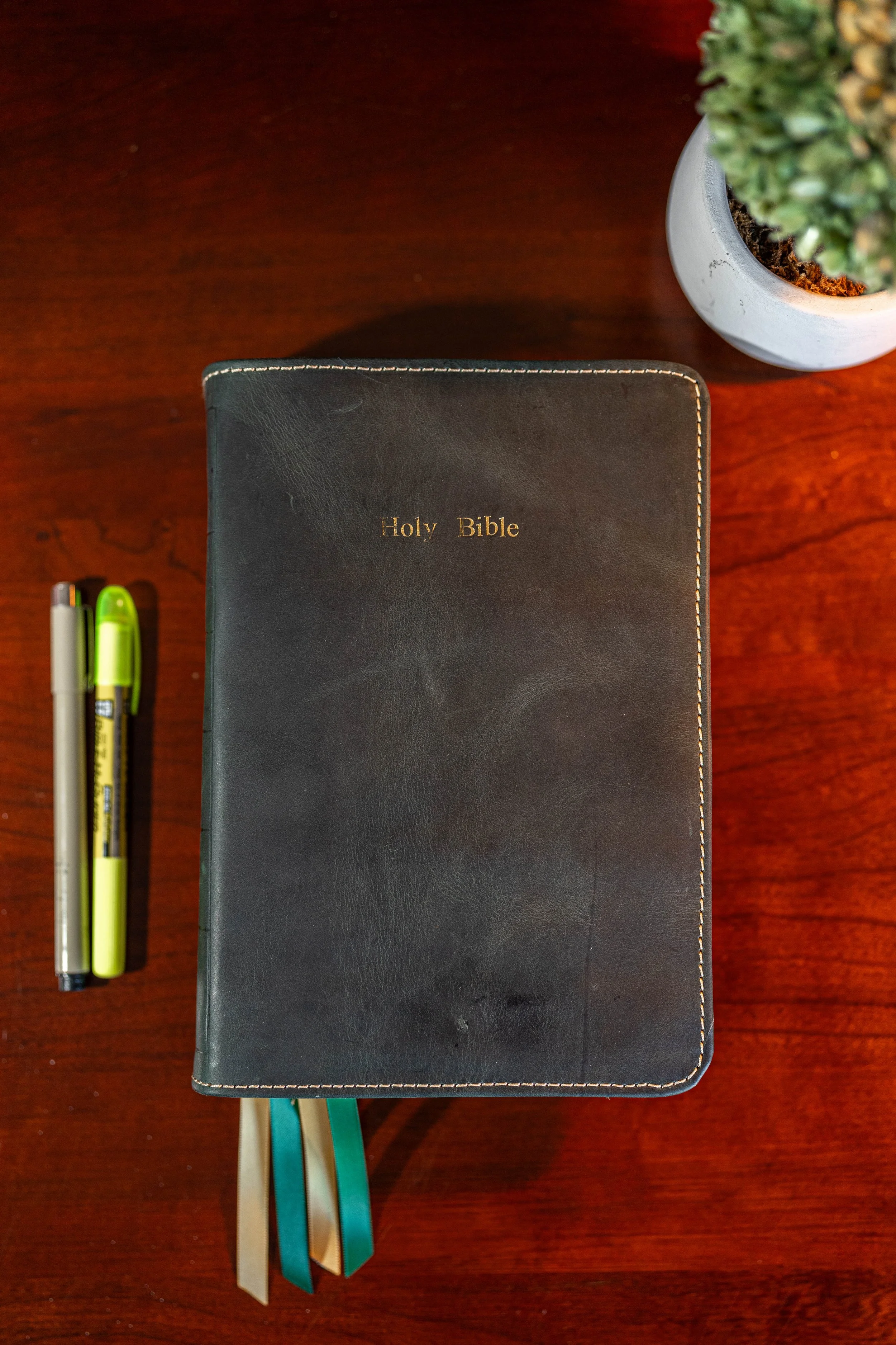 G-Bible-1.jpg