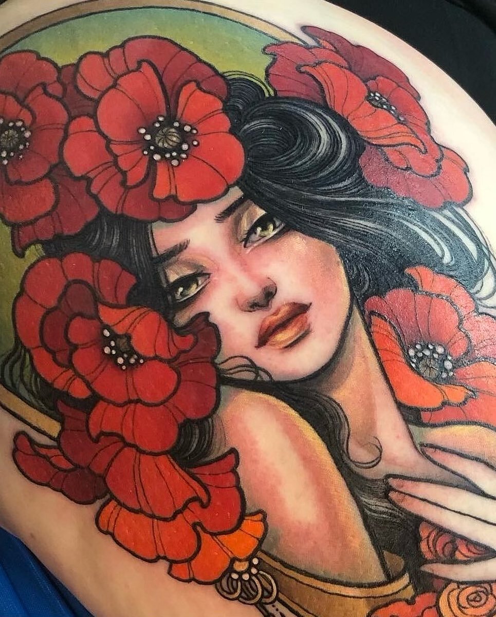 Stunning work by the stunning @teniele 
.
.
.
.
.
.
.
.
#tattoomagic #collingwood #tattoomagiccollingwood #melbournetattoo #melbournetattooartist#tattoo #femaletattooartist #femaleartist #tenielesadd #colourtattoo