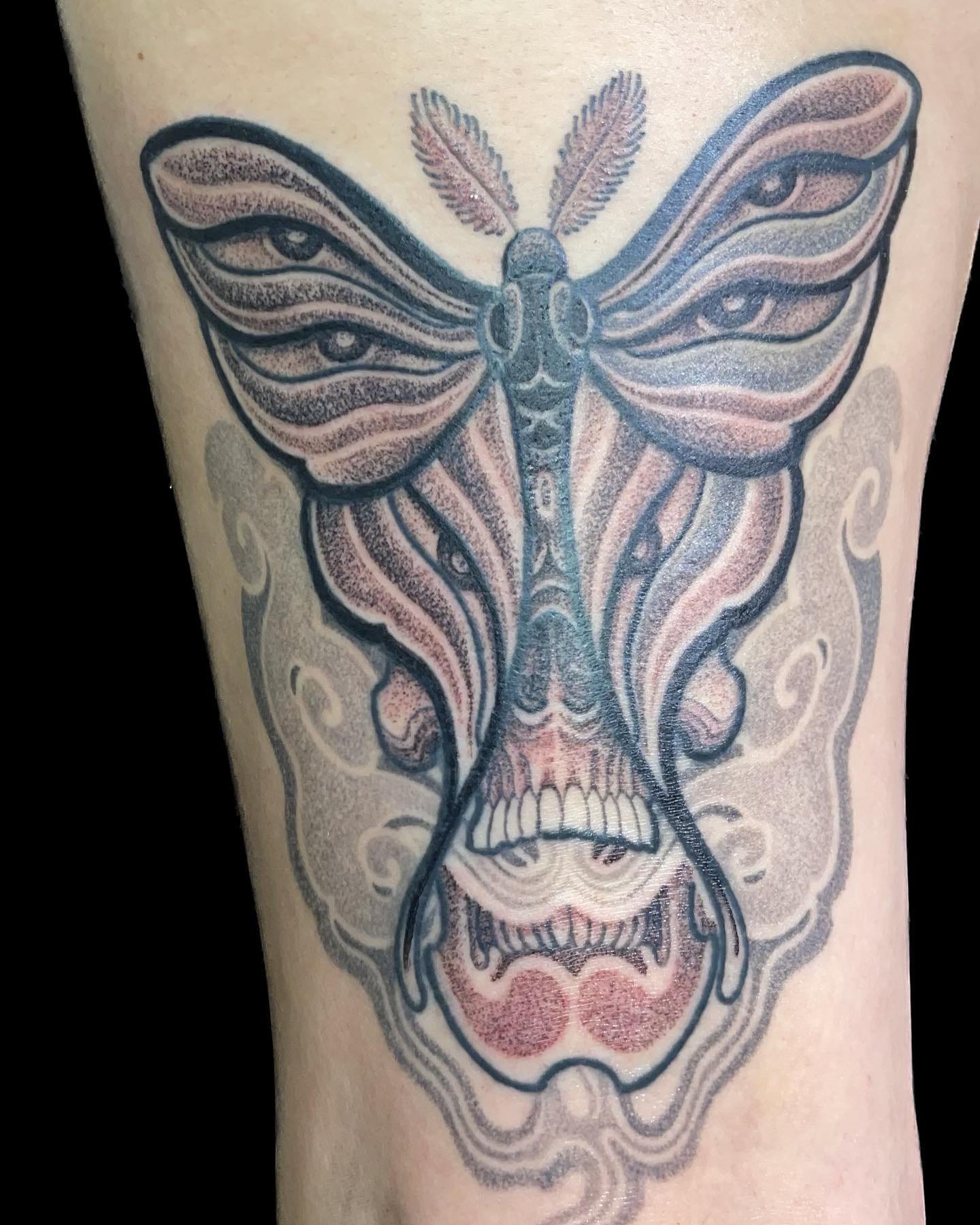 @bennybones 
.
.
.
.
.
#tattoomagic #collingwood #tattoomagiccollingwood #melbournetattoo #melbournetattooartist #tattoo #bennybones #bennybonestattoo