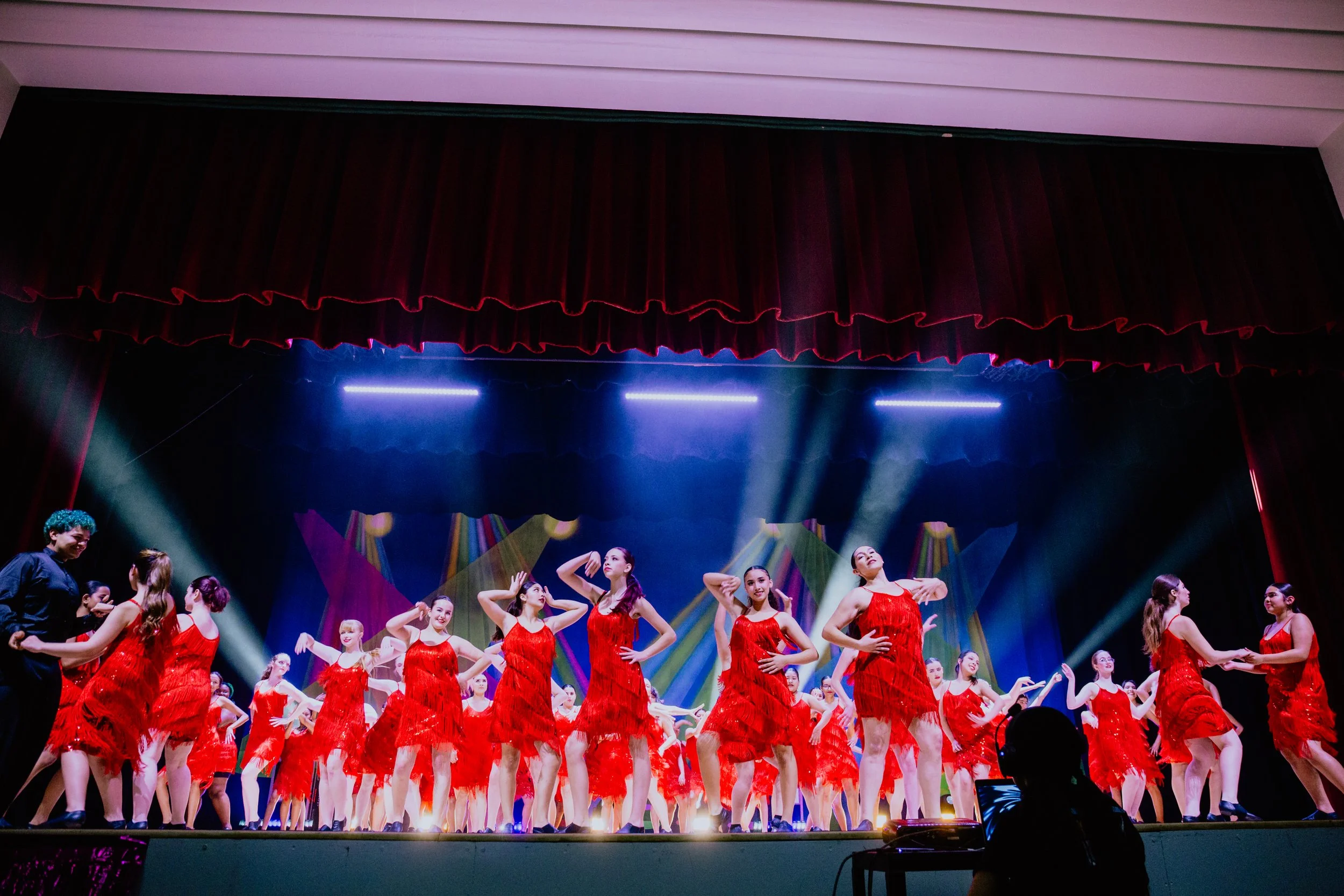 JustDance-26-27.jpg