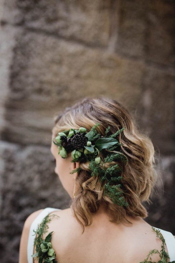 Modern-Natural-Rochester-Wedding-at-Arbor-Loft-Alixann-Loosle-Photography-37-600x900.jpeg