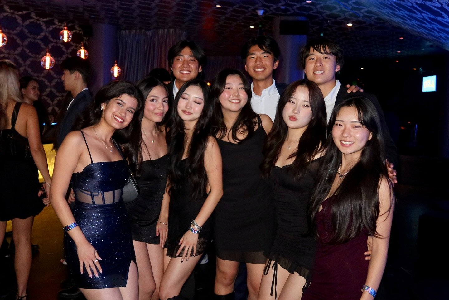 This might be a professional frat #pfc 🤑