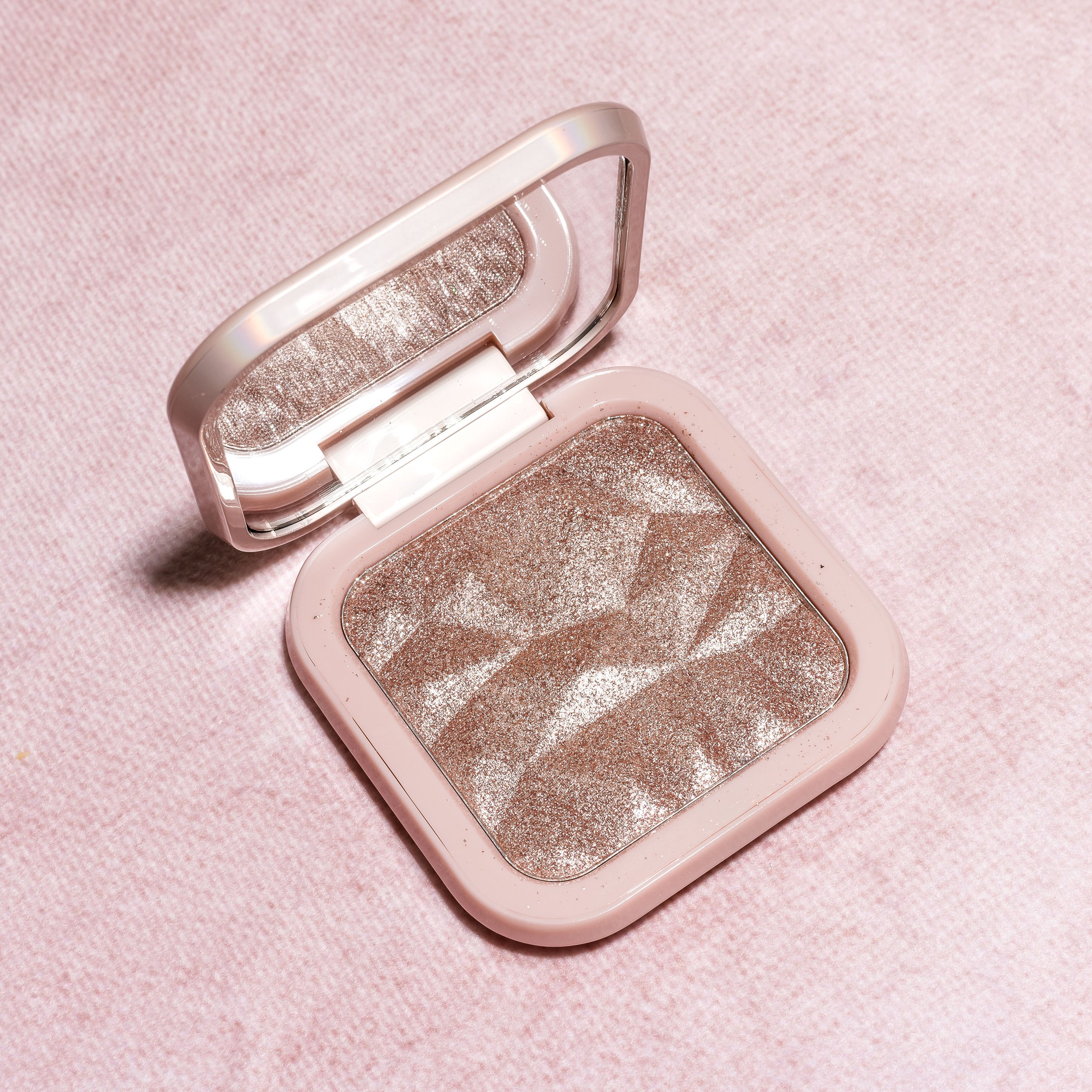 WEB shimmer diamond highlighter sephora bronzer blush-9025 copy.jpg