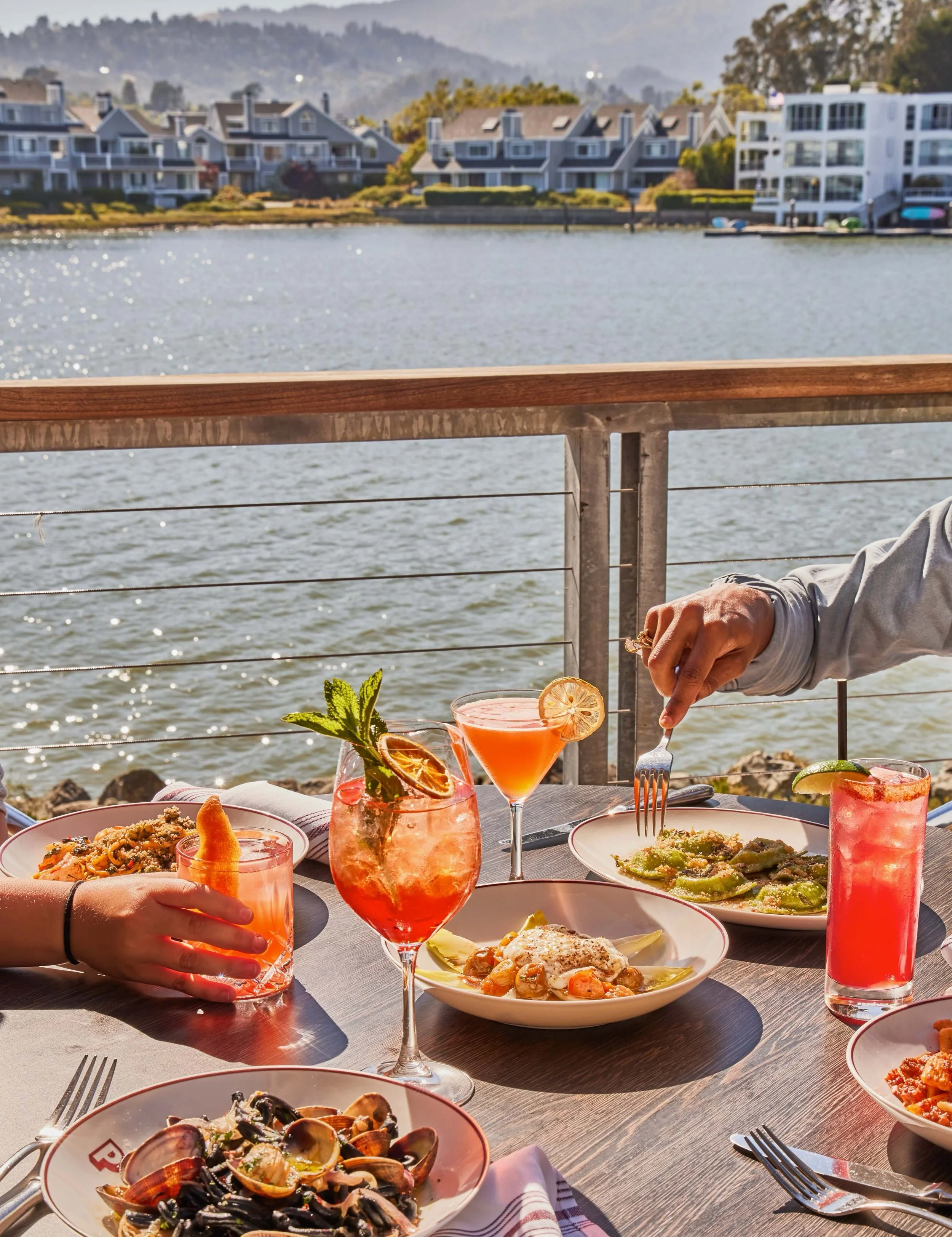 PIA_163_Mill_Valley_Food_Shots-AdOutdoors26204_sm.jpg