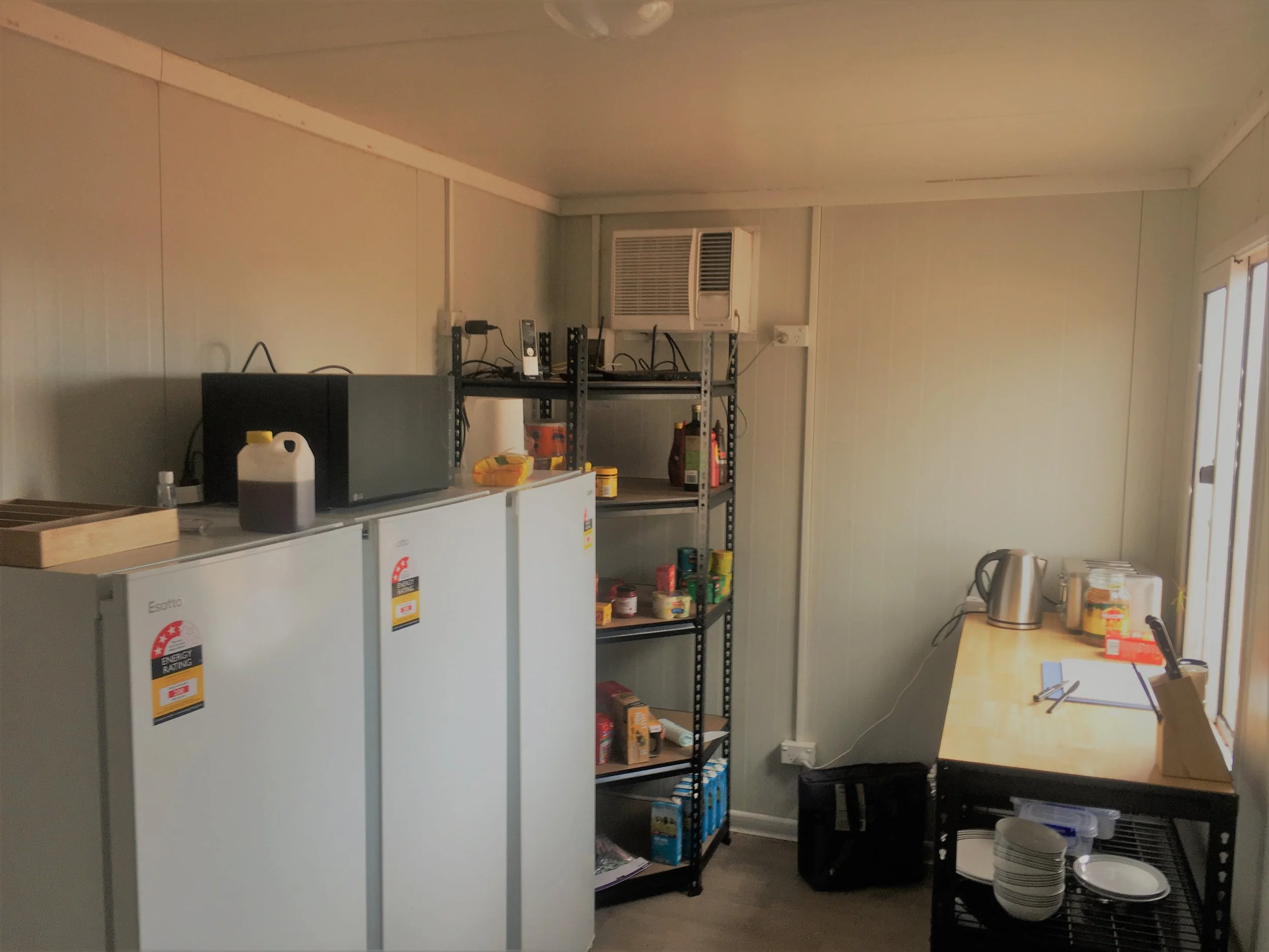 Kitchen 1.jpg