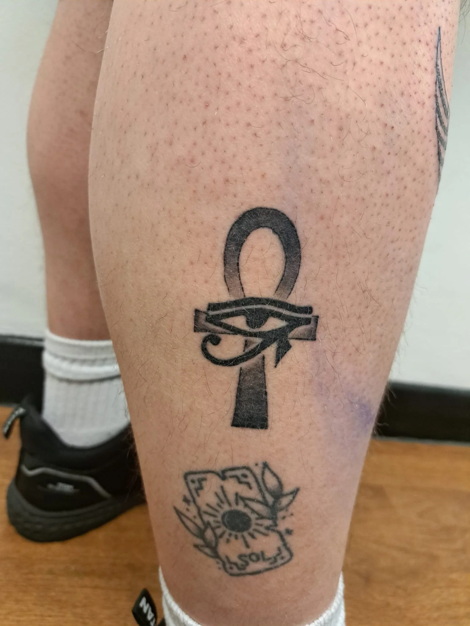 blackwork-tattoos-southend-essex (1).jpg