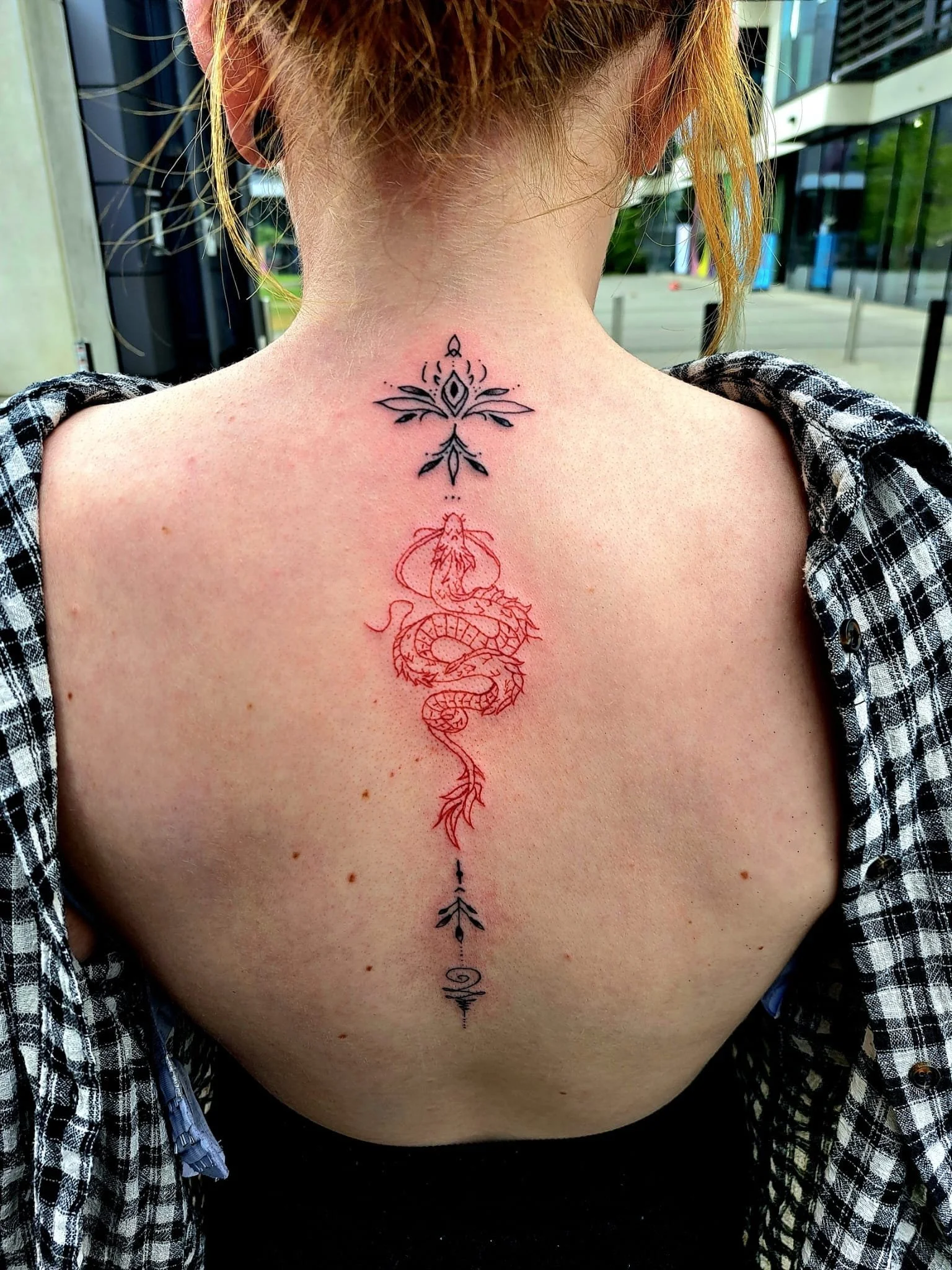 red-fineline-tattoo-artist-southend-essex (1).jpg