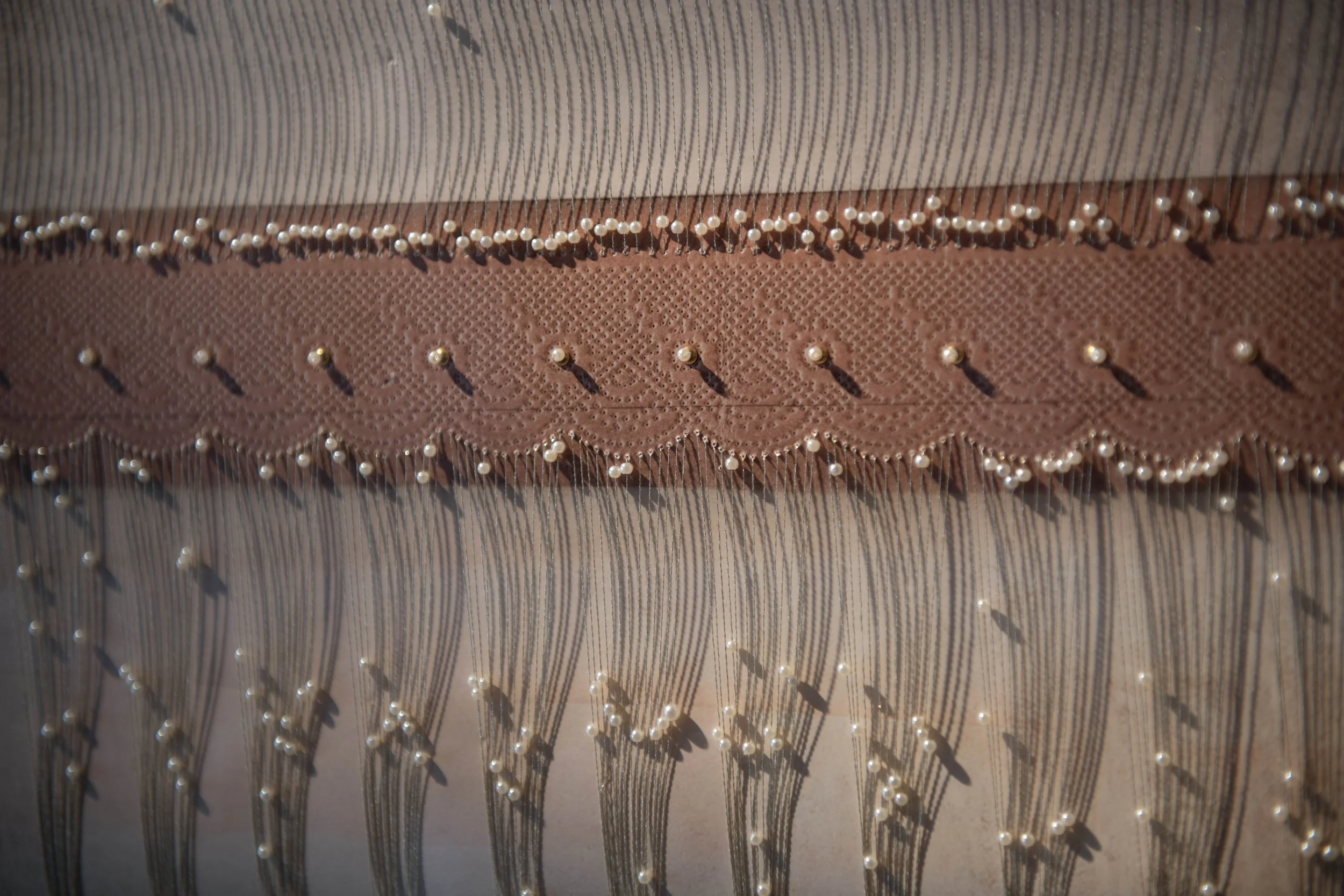 Photographie brodé, interprétation d'un carton dentellier. Projet de l'exposition, A nos filles au Musée des manufactures de dentelles de Retournac