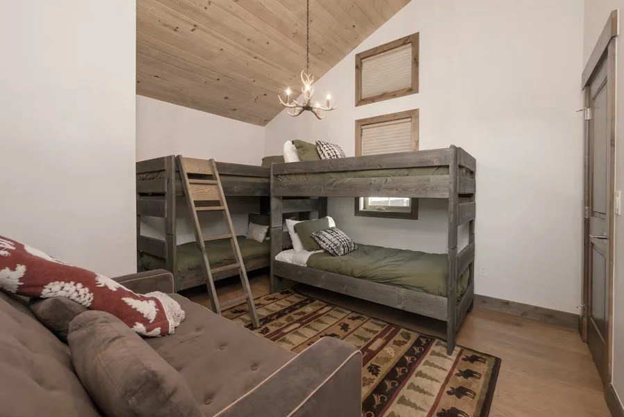 bunk room .jpg