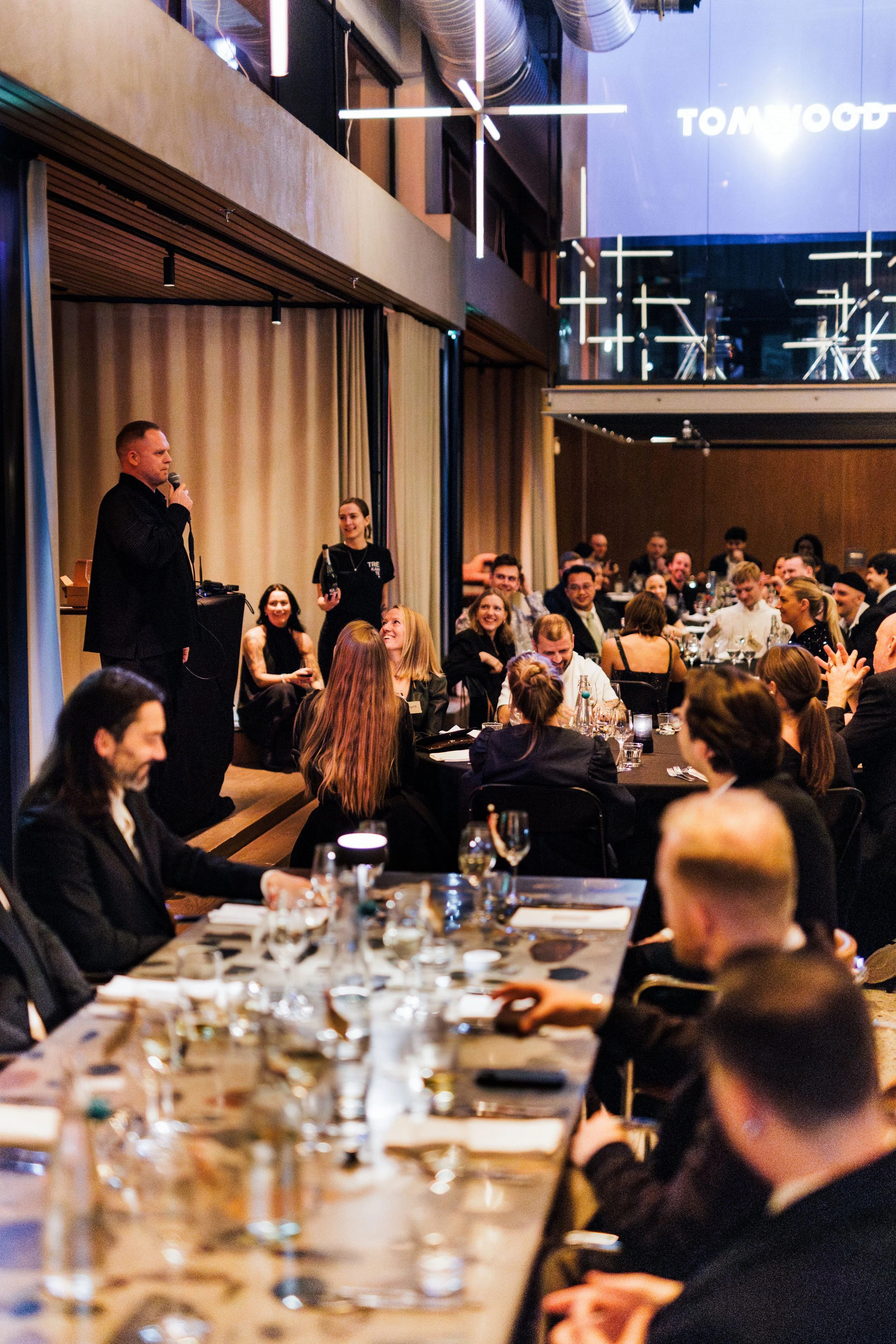 Julebord i selskapslokalene til Trekanten
