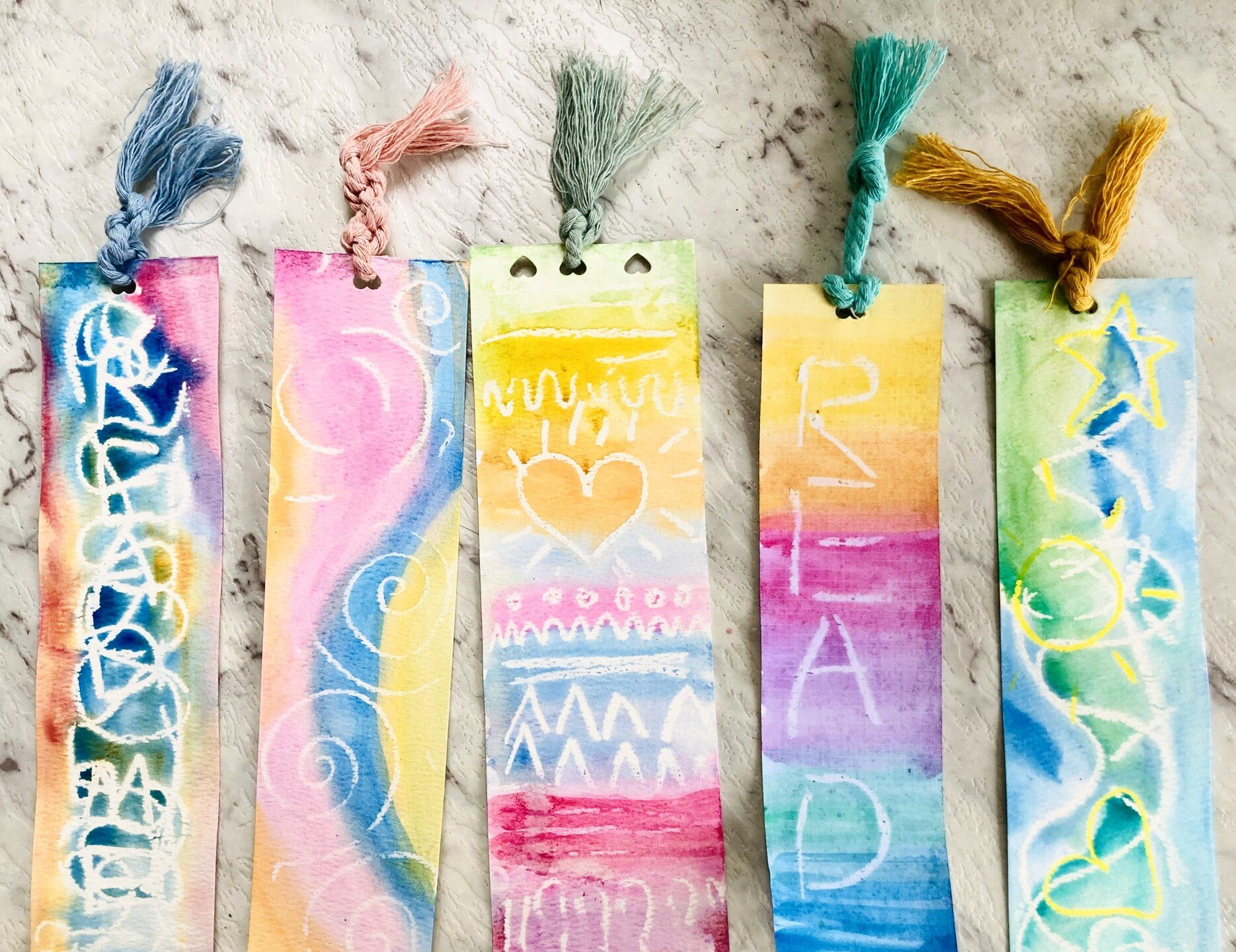 Let's make bookmarks!

Come along to the Great Big Book Sale this weekend, stock up on books and sit a while and make some bookmarks with me 🎨

Event details
Saturday 6th April
10am - 4pm
Mortdale Community Centre
All ages

Event schedule
Story Time