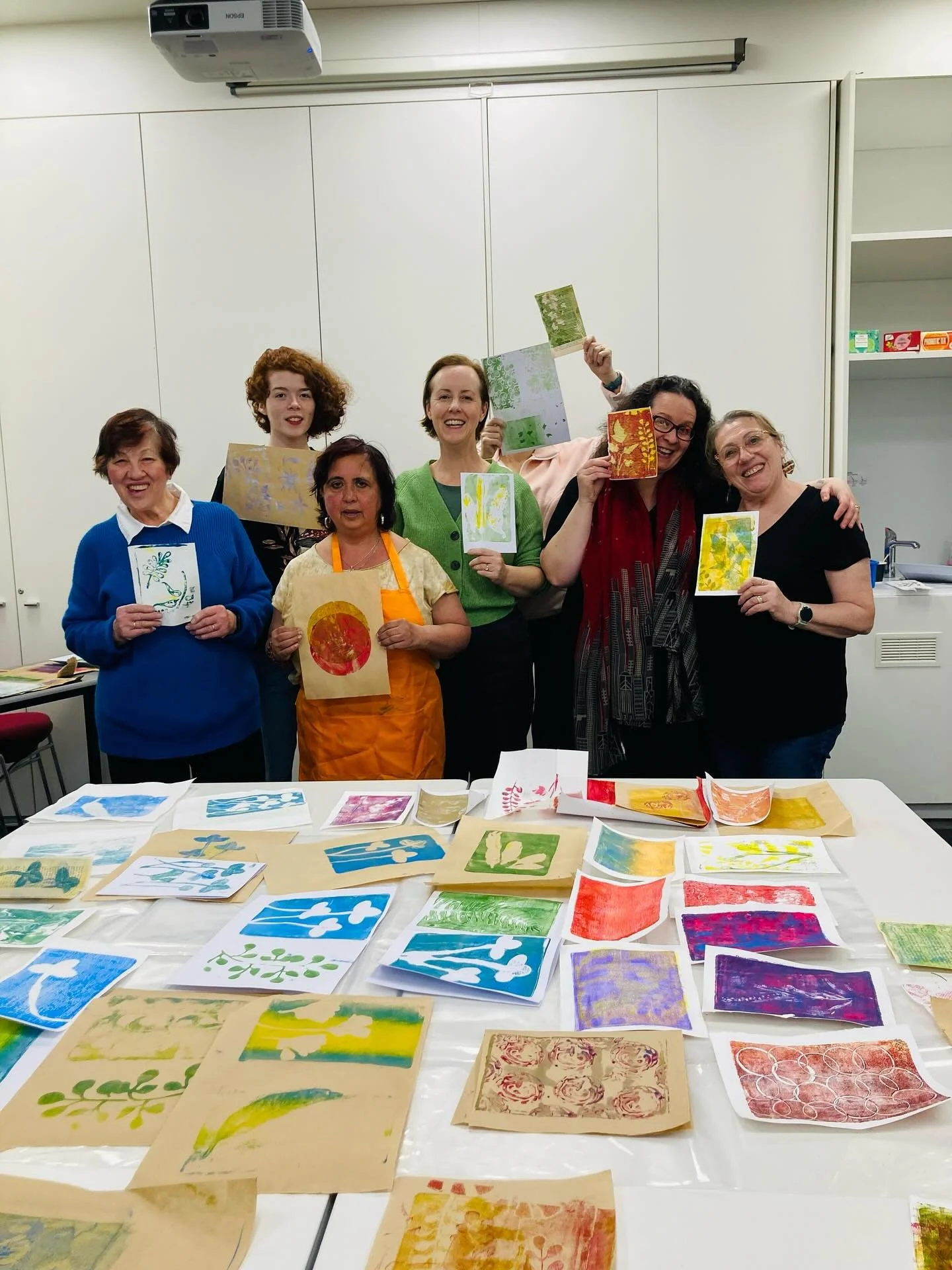 Thanks to the creatives who join me last week for intro to gel plate printing workshop.

Theres so much magic in this experimental &amp; playful style of print making. 

Seeking soft impressions; application of pressure and lifting away to reveal wha