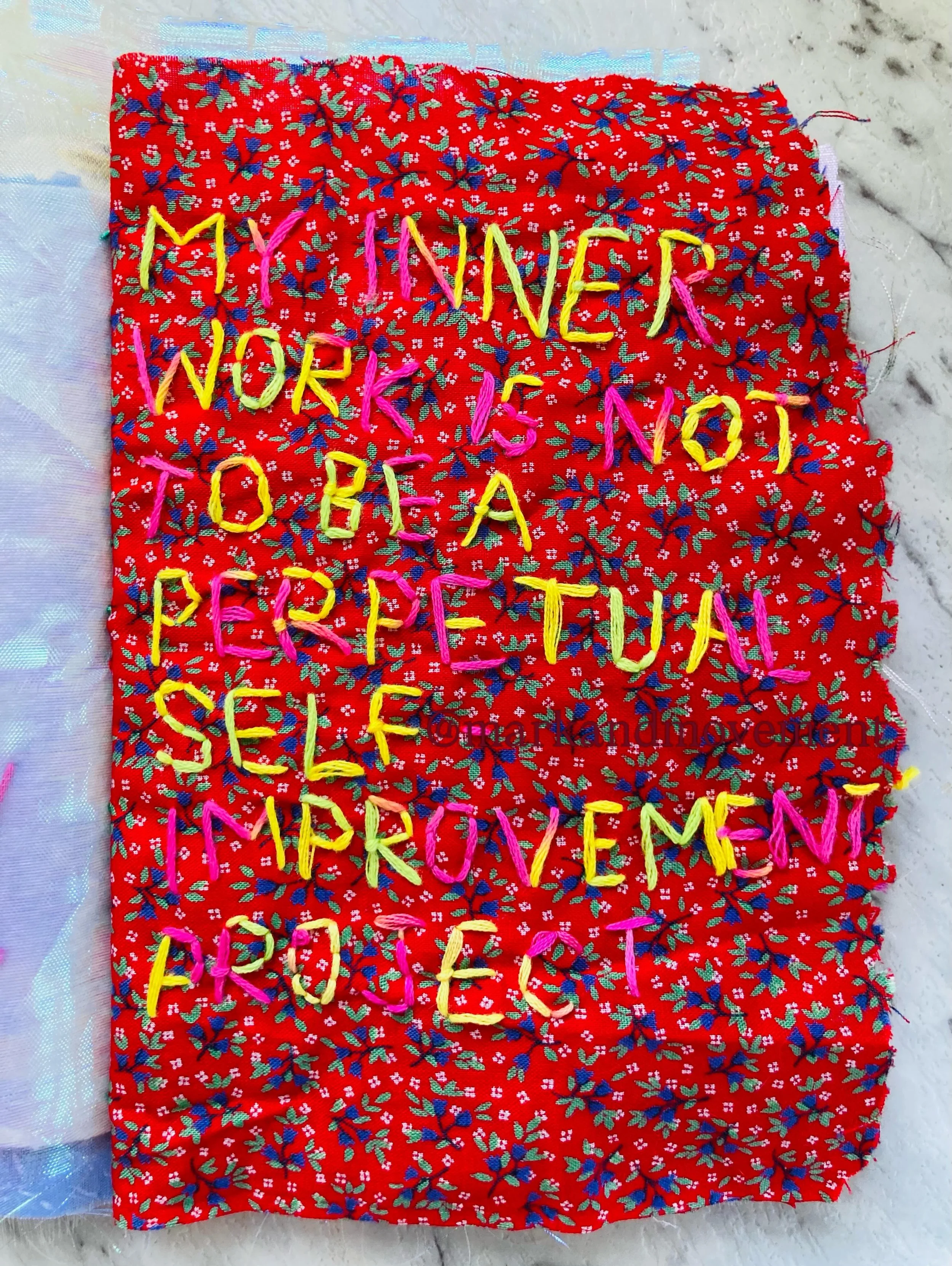 Say it with me 📣 &ldquo;my inner work is not to be a perpetual self improvement project.&rdquo;

The second slide is cat approved, so you rest assured it&rsquo;s accurate.

#textileart #slowstitch #bridgeaffirmation #innerwork