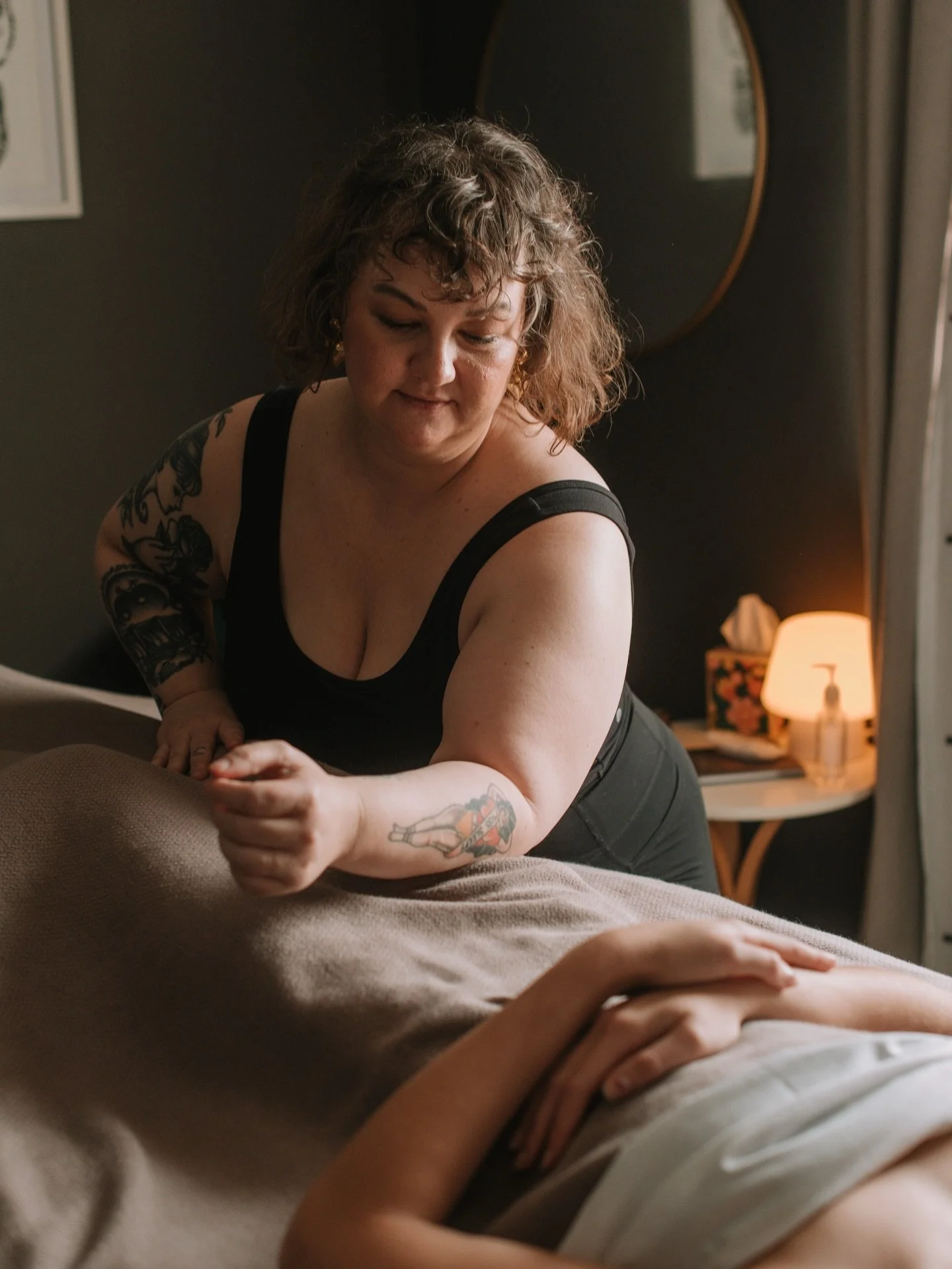 Right upstairs above Moore St. Caf&eacute; in Scott&rsquo;s Addition, we share our home with @bod.wellness.collective a small group of talented practitioners who care deeply about your body.

At Embody, we talk a lot about strength, control, and endu