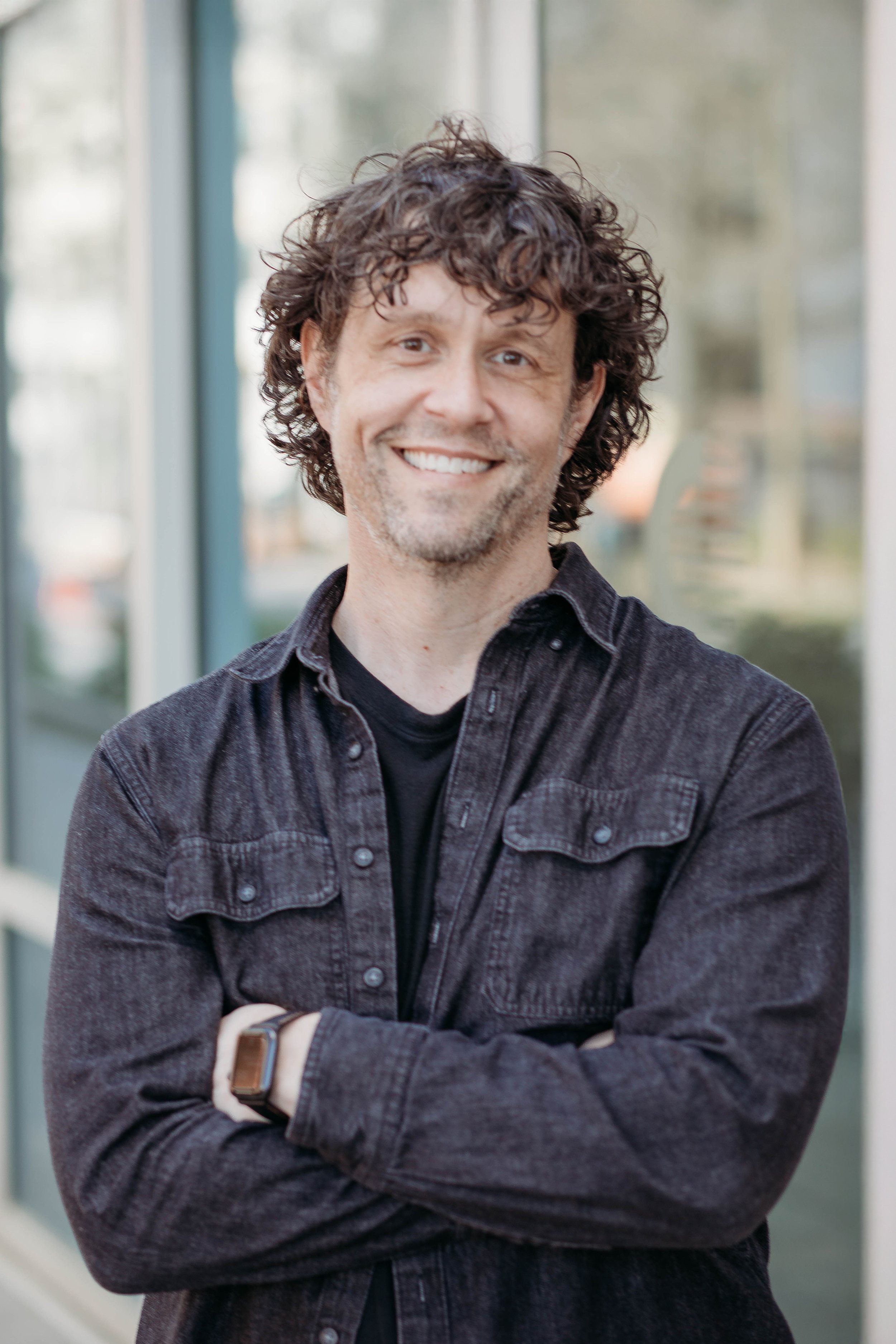 Reggie Headshots-10.jpg