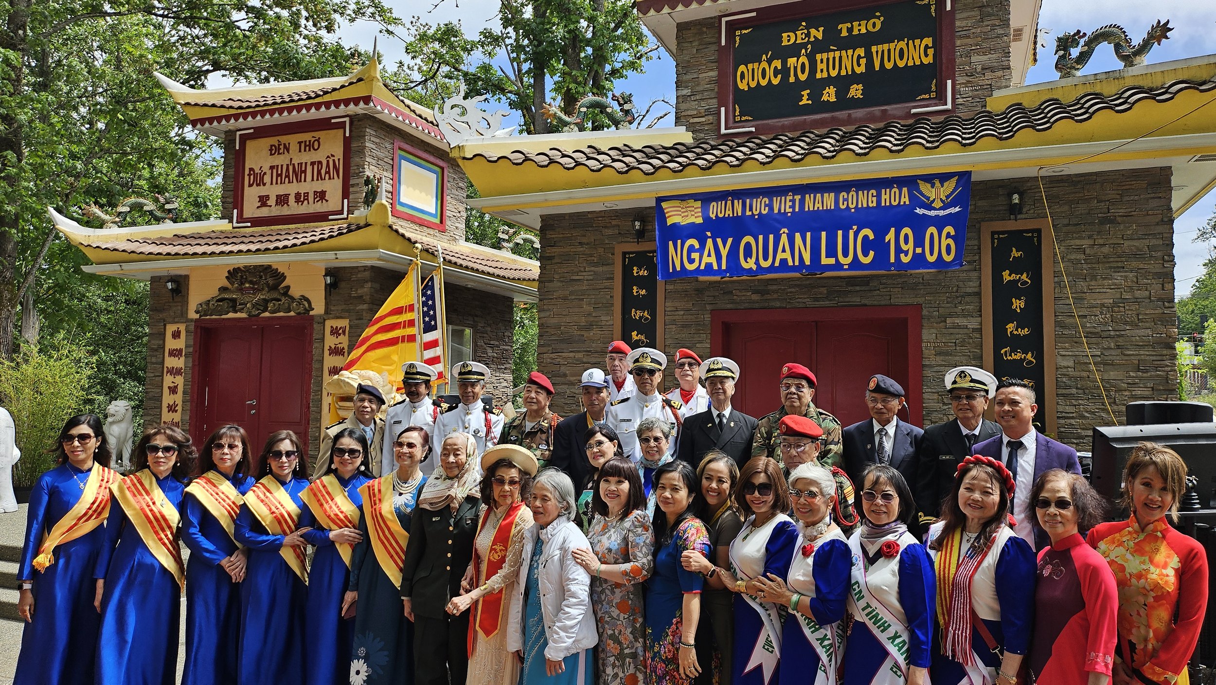 Quan Luc VNCH 2026 group photo.jpg