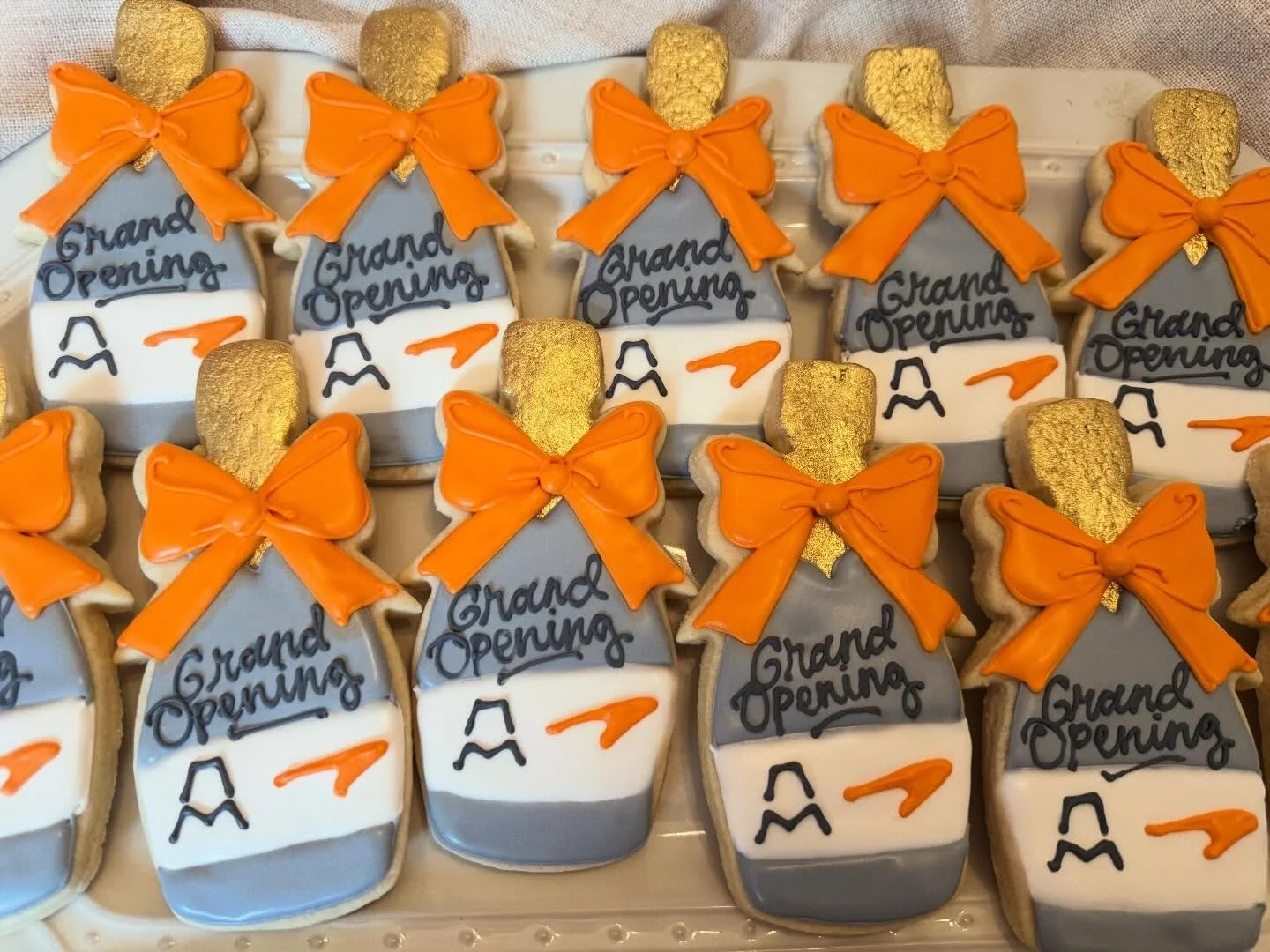 Congratulations to @arrowmclaren on their amazing new racing facility! I loved being a small part of this event and being able to make it a little extra special! I can&rsquo;t think of any better way to celebrate a grand opening than with logo&rsquo;