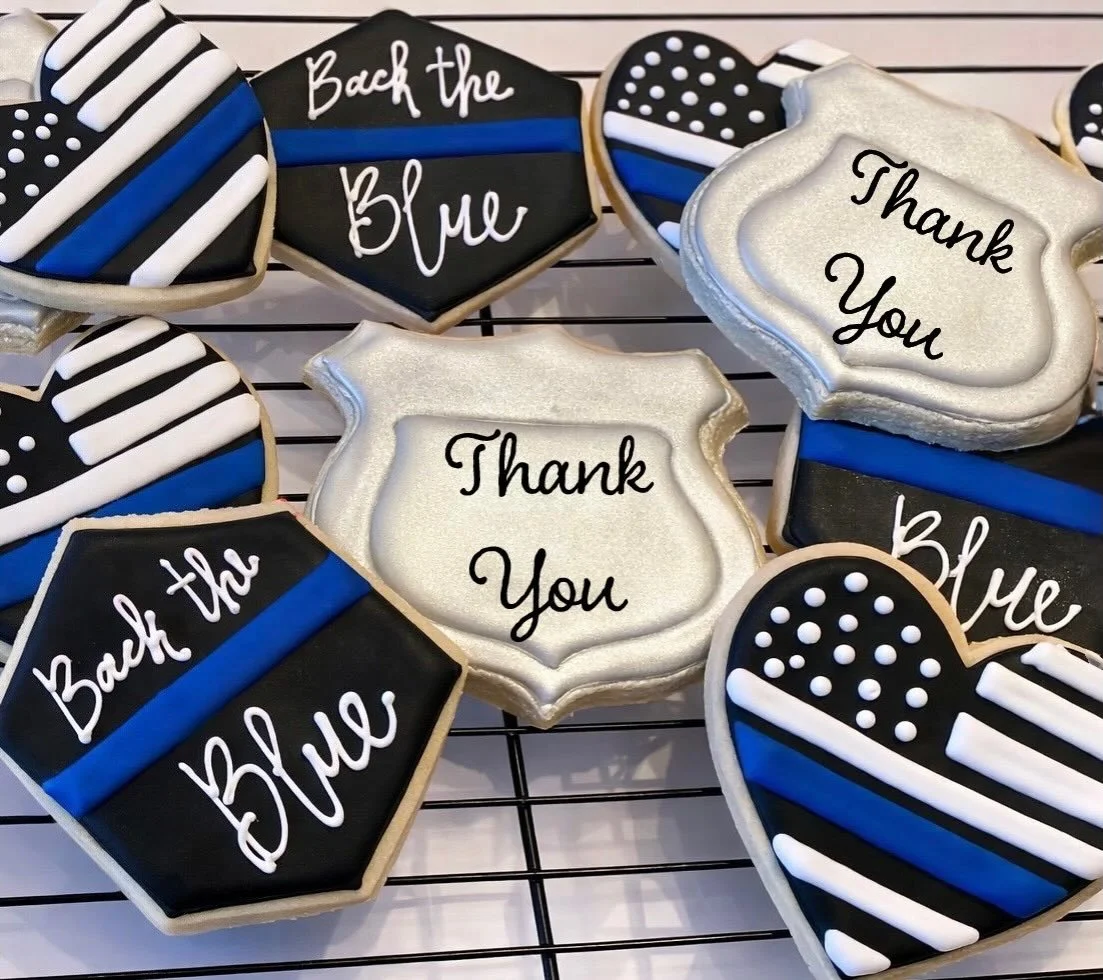 My heart breaks for Officer Elliot, his family, @beechgrovepolice and the entire Beech Grove community. Sending so many prayers and a lot of love up for everyone affected. Thankful for all of the officers who put their life on the line every single d