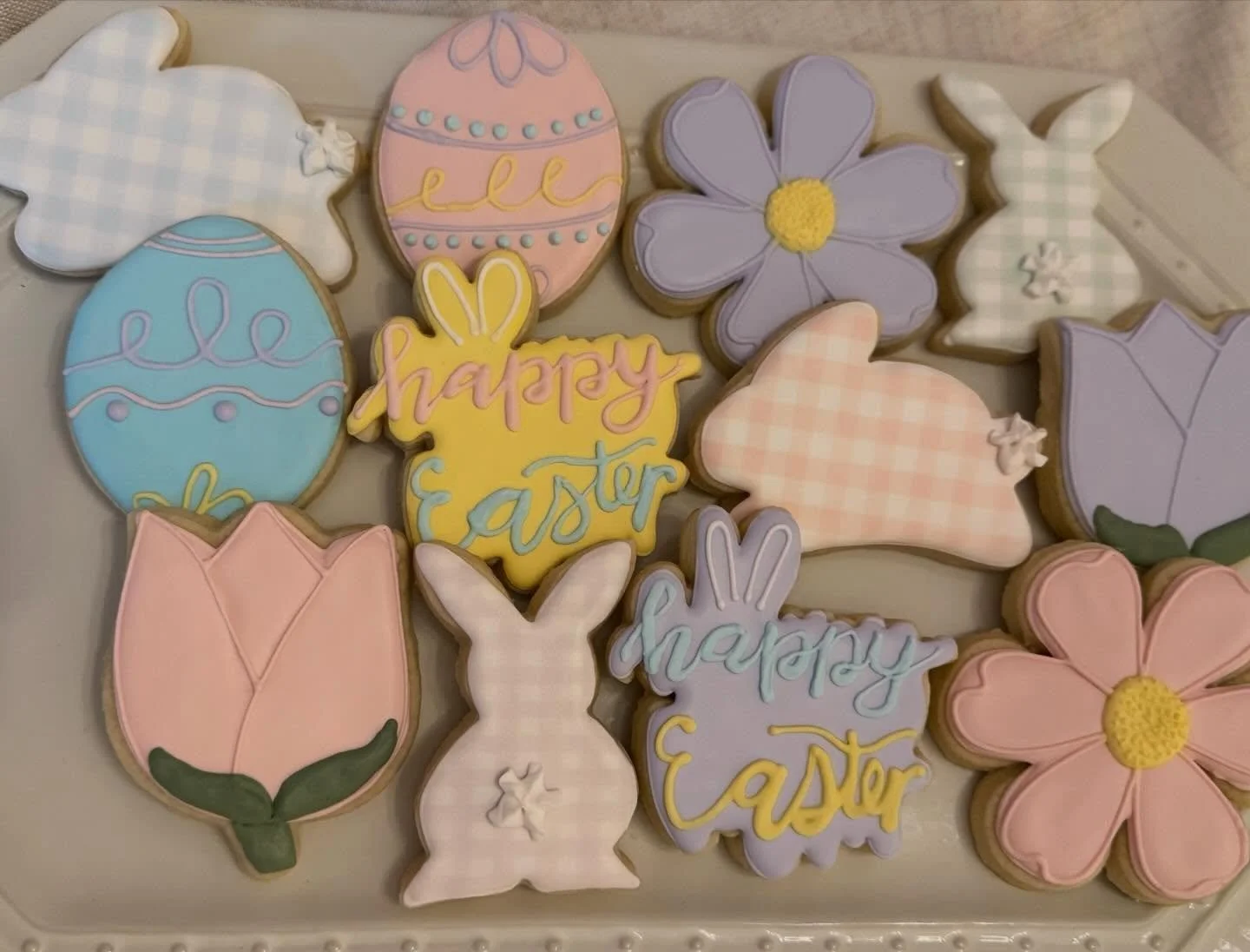 Happy Easter!
.
.
.
#mjsbakingboutique #easterbunny #eastercookies #customcookies #easter