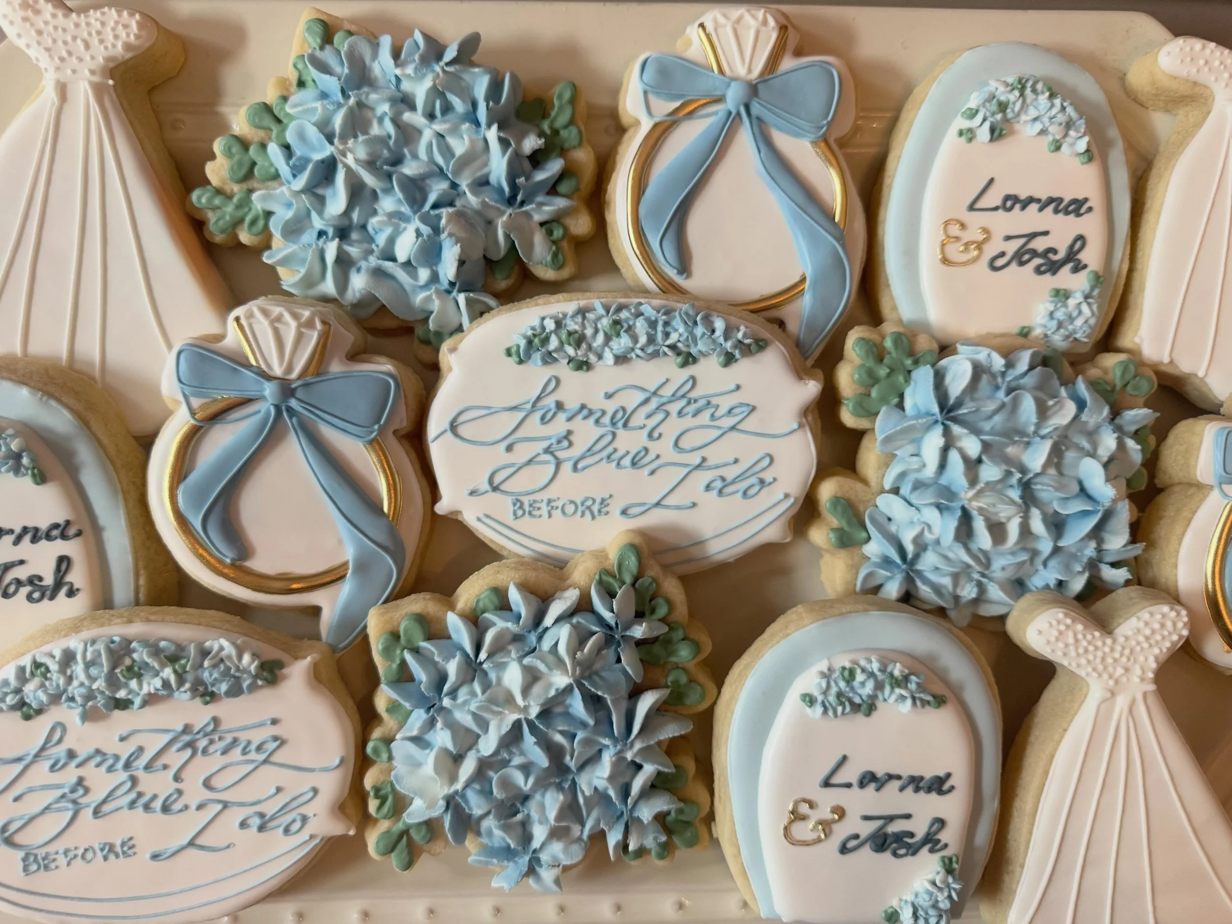 Something before I do!
.
.
.
#bridal #bridalshower #customcookies #royalicingcookies #somethingblue