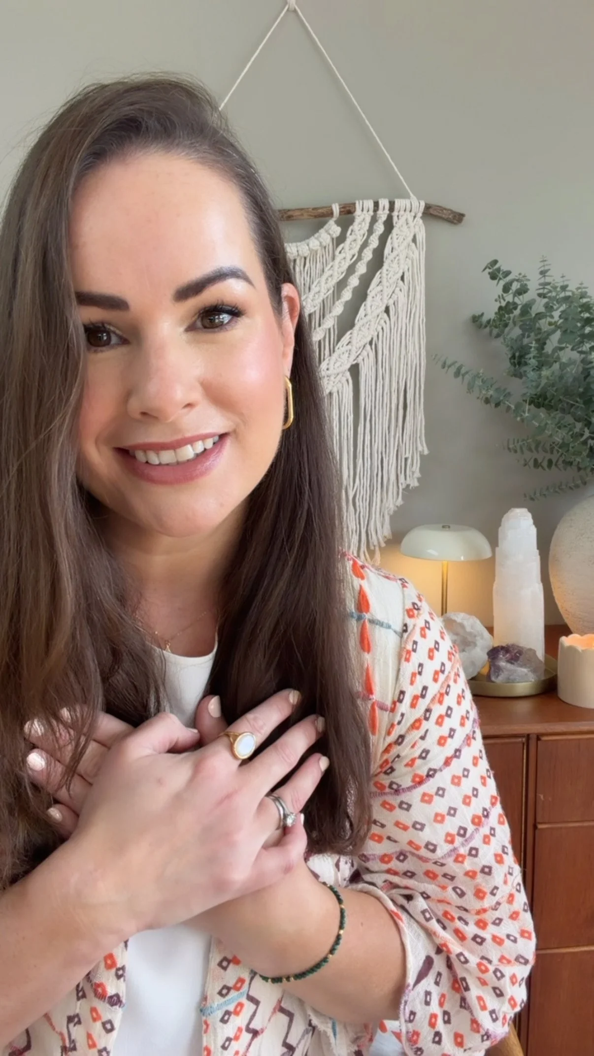 Intuitive Coach Ireland, Crystal healing ireland, wellbeing speaker ireland, brand wellbeing ireland, wellness expert ireland,