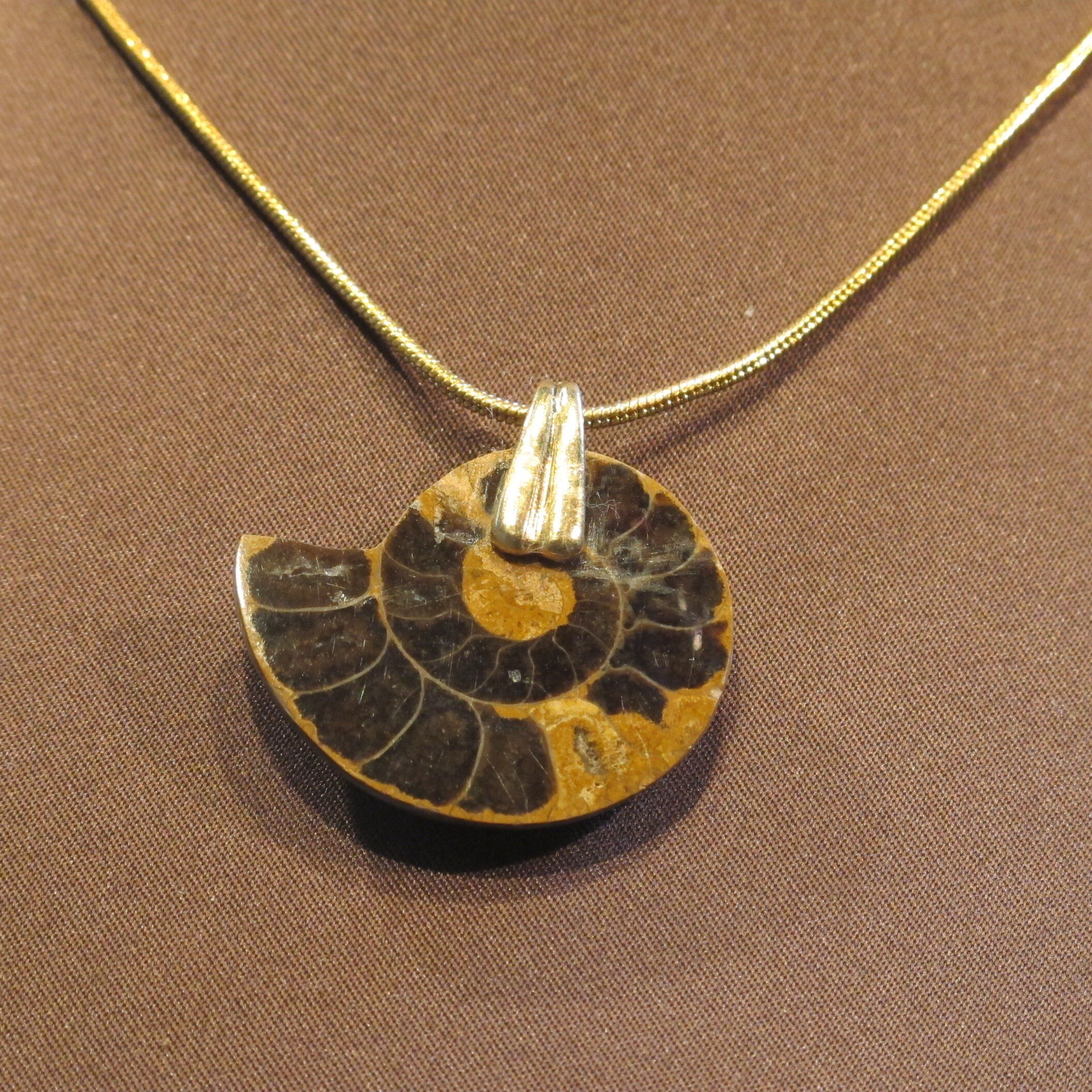 https://i.etsystatic.com/21928625/r/il/7afee9/2283596341/il_fullxfull.2283596341_928c.jpg
