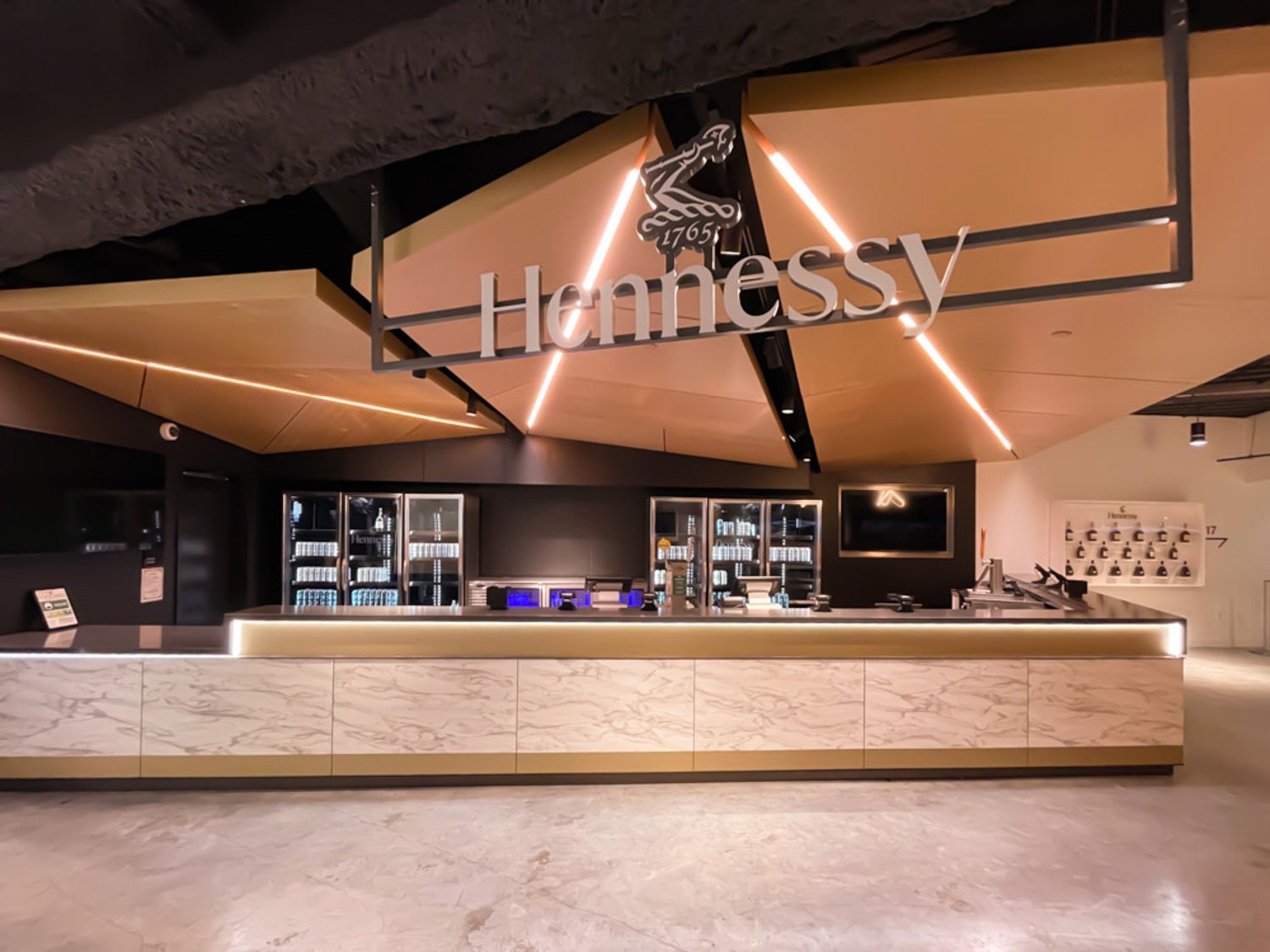 hennessy-bar-at-climate-pledge-bar.jpg