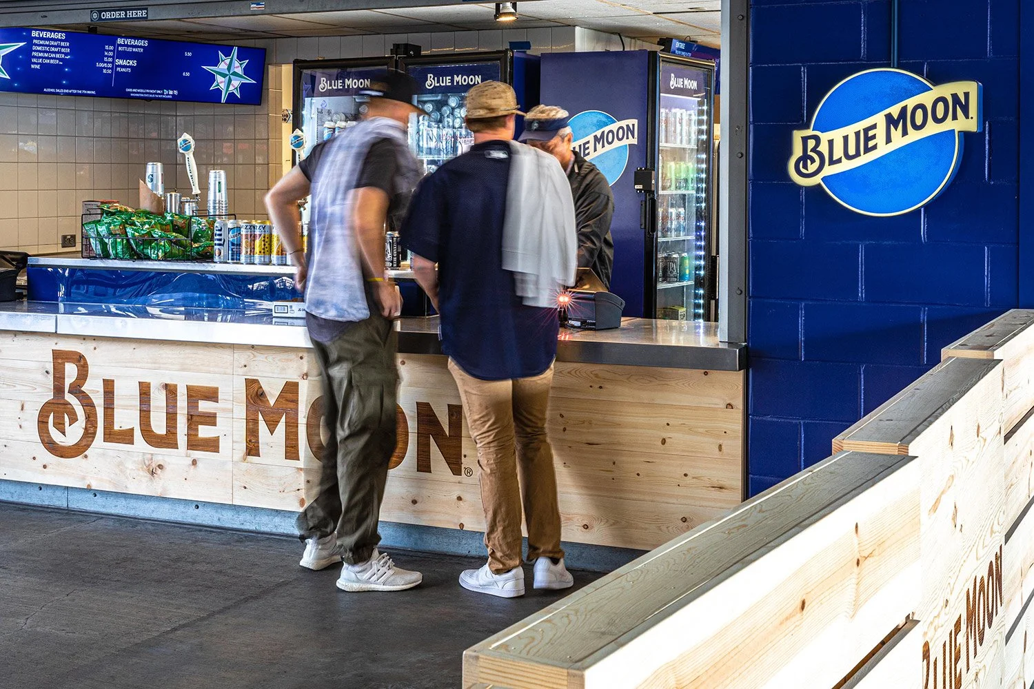 seattle-mariners-concessions-blue-moon-beverage-stand.jpg
