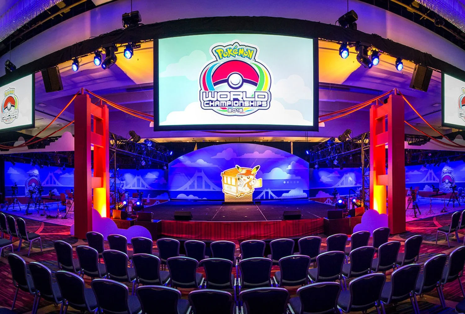 pokémon-world-championships-stage.jpg