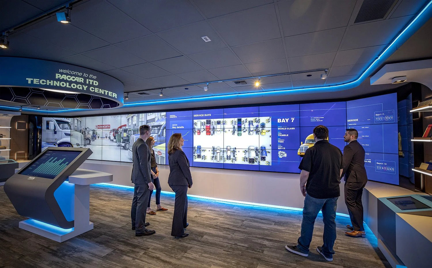 paccar-technology-center-guests-display-screens.jpg