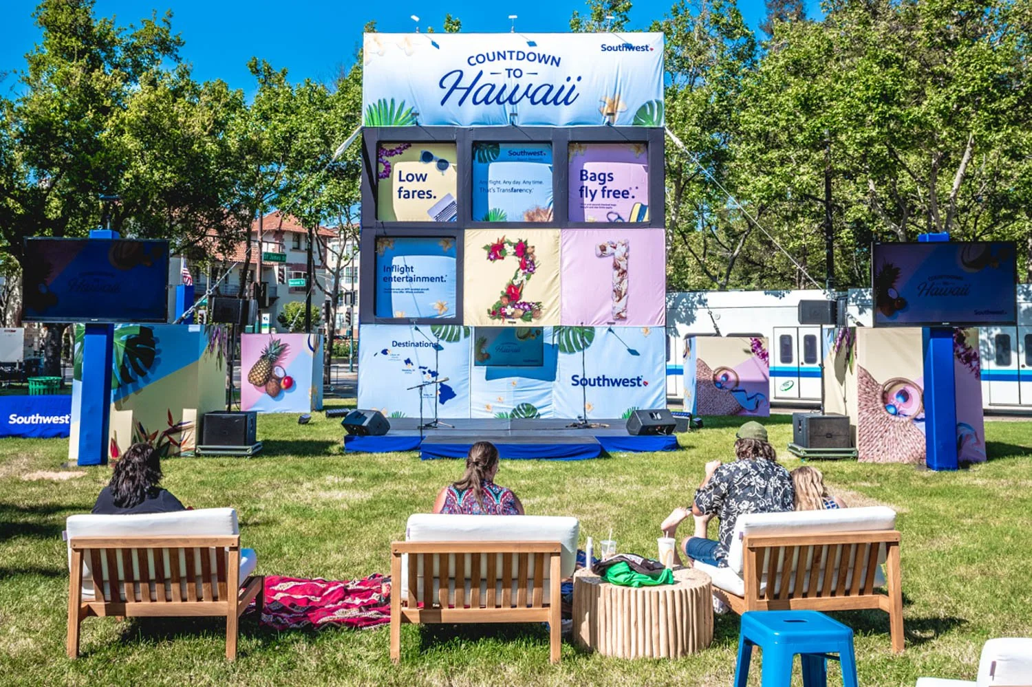 southwest-countdown-to-hawaii-lounge-chairs.jpg