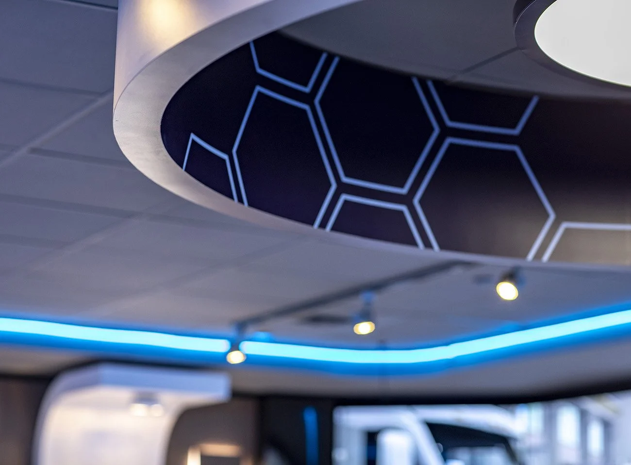 paccar-technology-center-overhead-lighting-detail.jpg