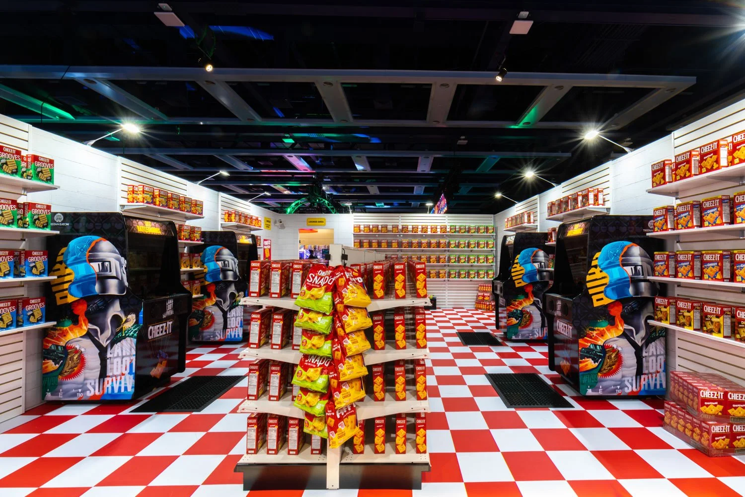 cheez-it-at-pax-west-bodega-style-booth.jpg