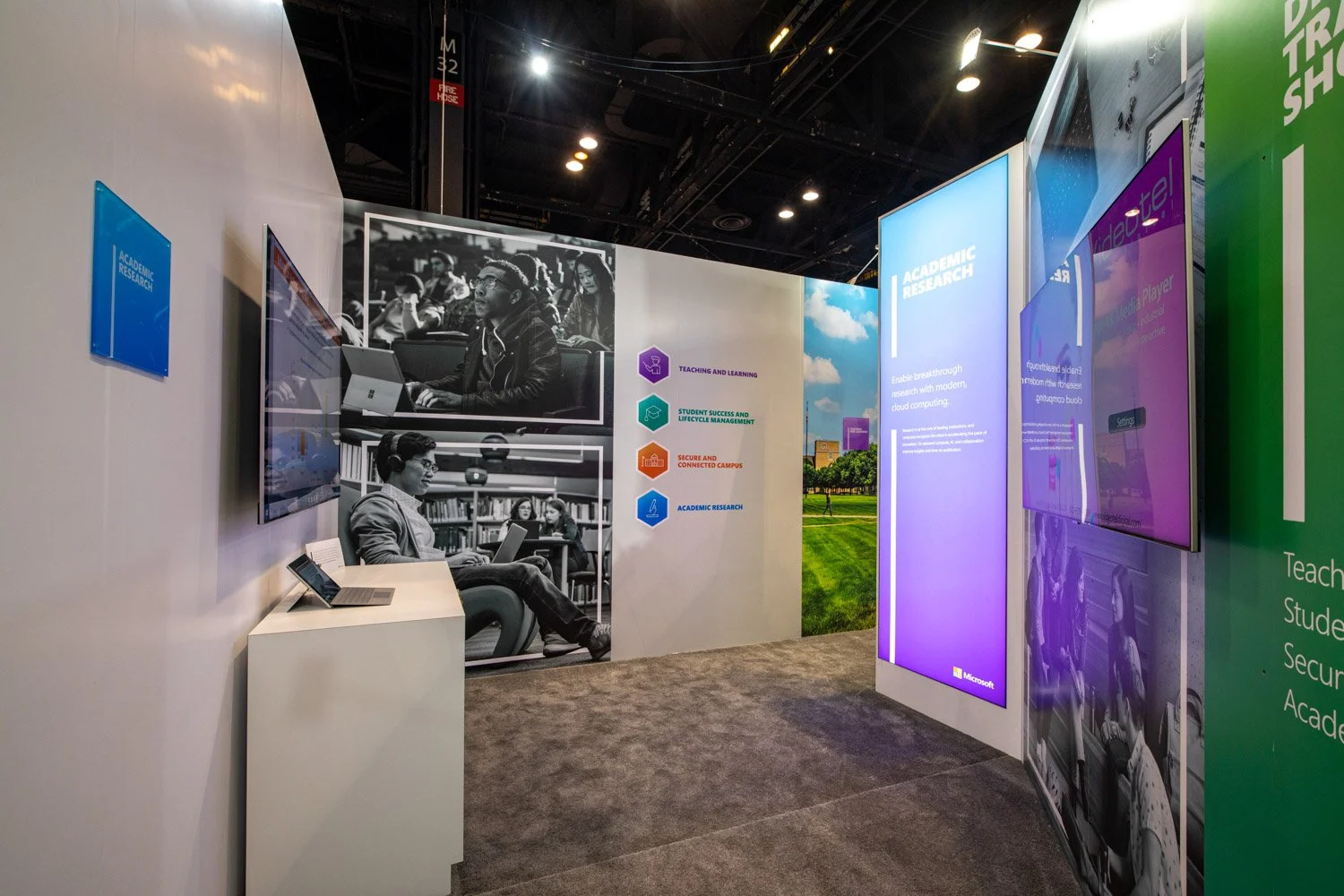 microsoft-booth-at-educause-display-walls.jpg