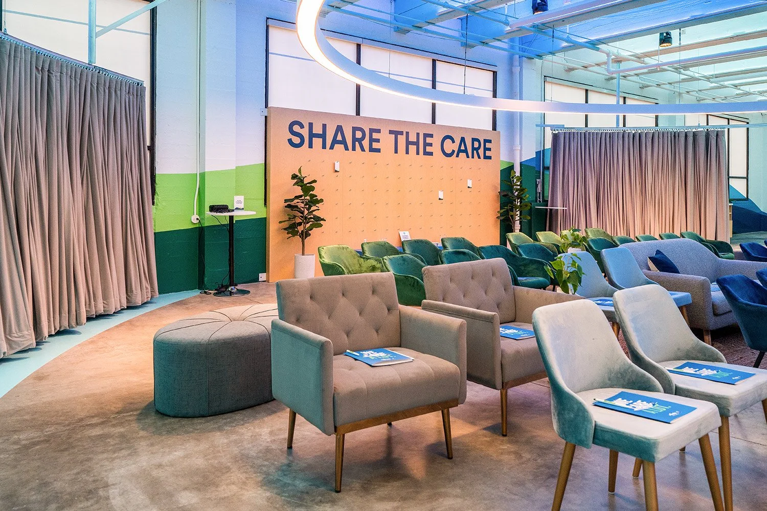 alaska-airlines-care-retreat-seating-share-wall.jpg