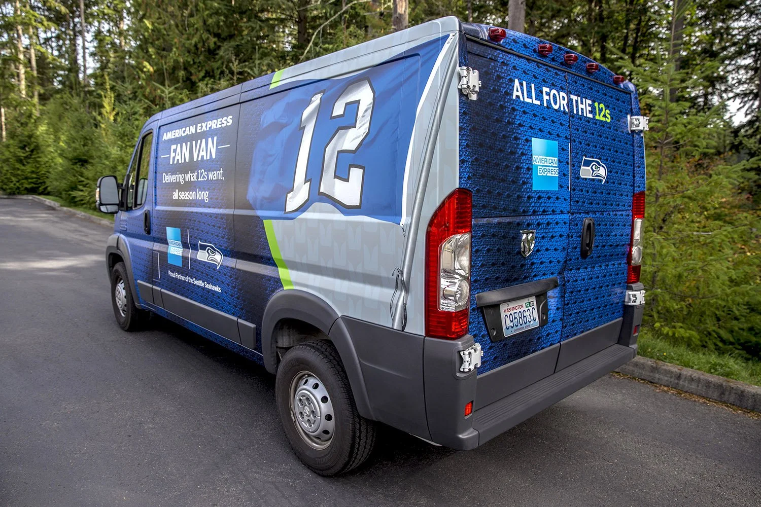 american-express-hawks-island-vehicle-wrapped.jpg