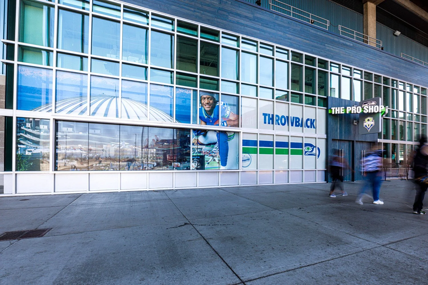 seahawks-throwback-experience-retail-window-graphics.jpg