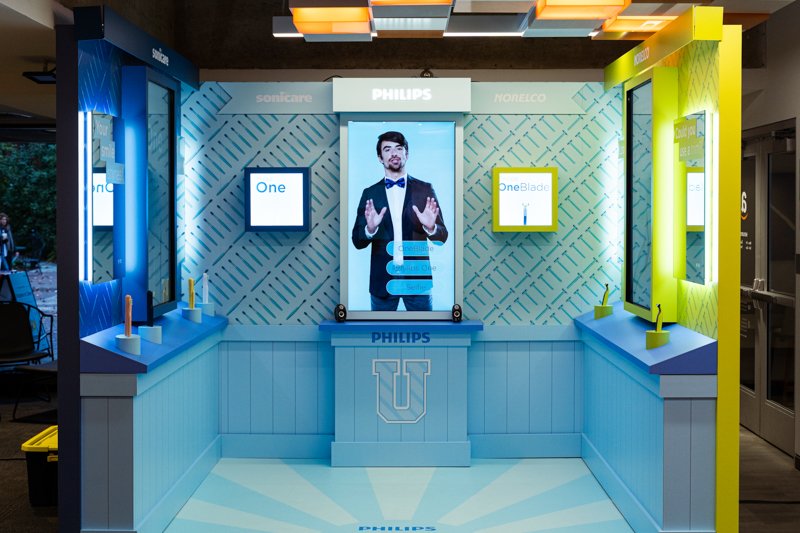 philips-pop-up-custom-fabricated-display.jpg