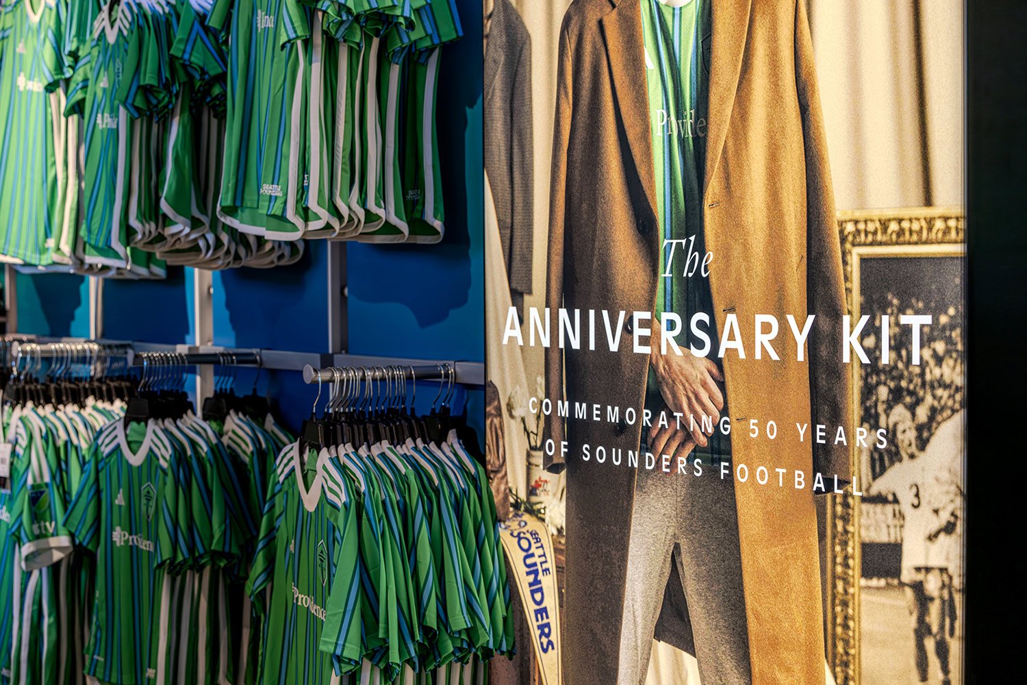sounders-pro-shop-the-anniversary-kit.jpg