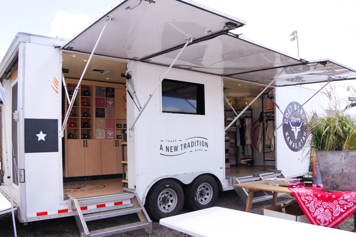 bolt-ranch-mobile-store-custom-retail-shop.jpg