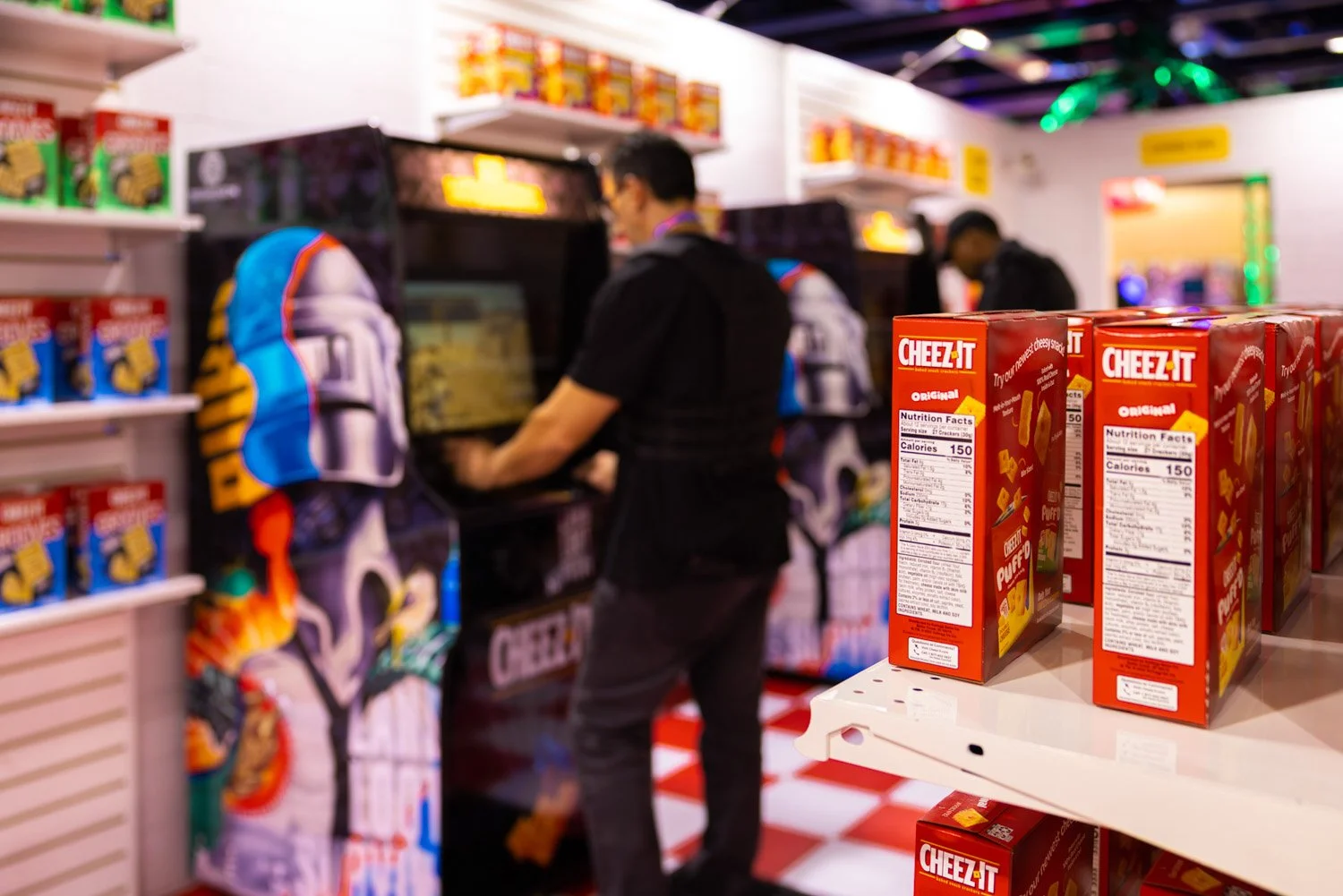 cheez-it-at-pax-west-arcade-machine.jpg
