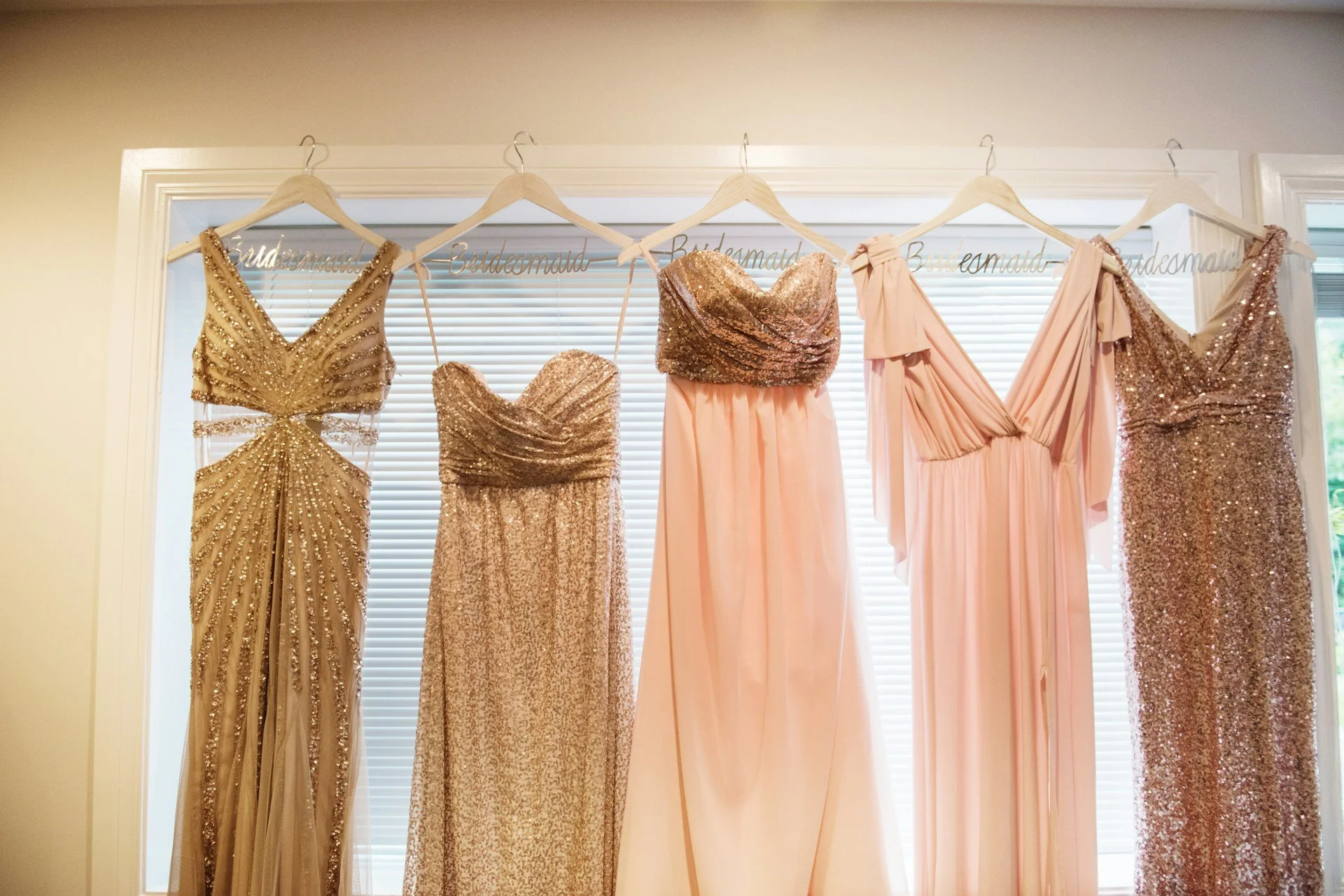 Guide to Accessorizing Bridesmaid Dresses for Winter Weddings