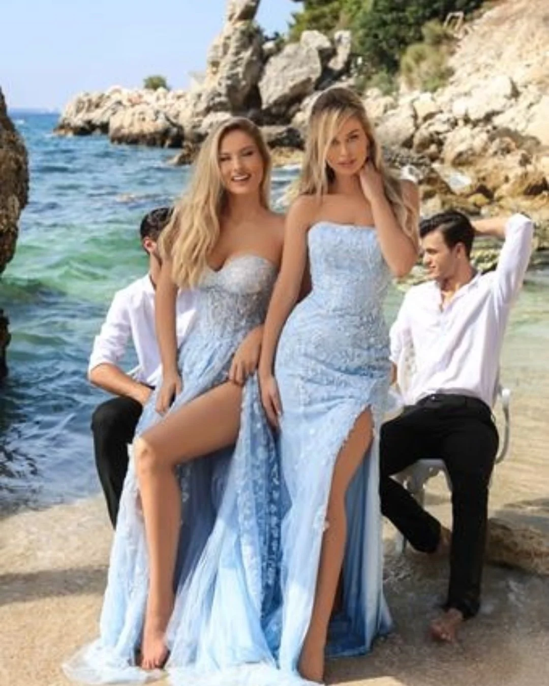 Match colors with your besties at prom😍👯&zwj;♀️