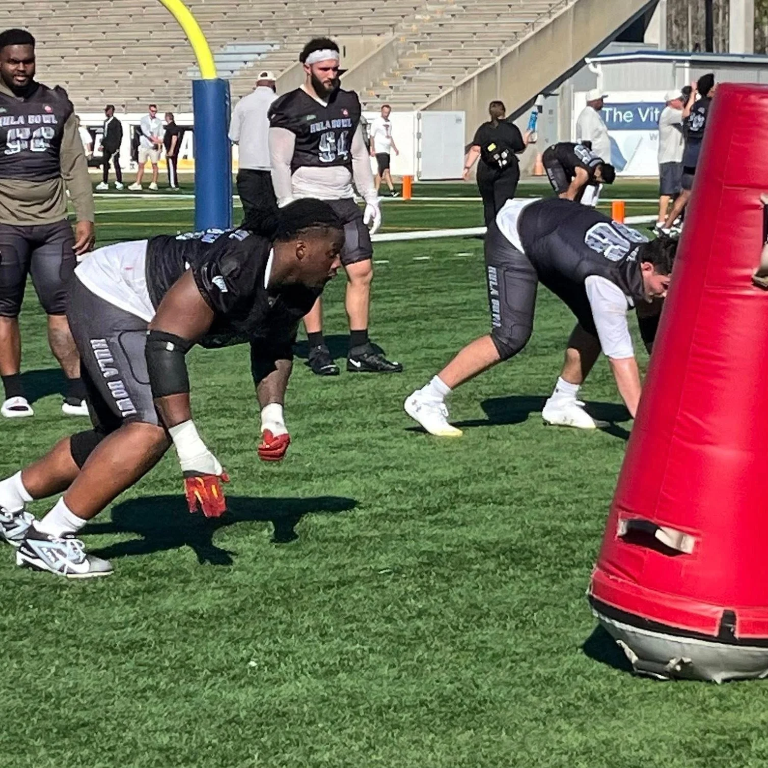 Practice is officially in play for the @hulabowl All Star Game.🏈 

The grind is on as Hula Bowl All-Stars take to the field, putting in the hard work during All-Star Week to get ready for one of college football&rsquo;s top showcases. Every practice